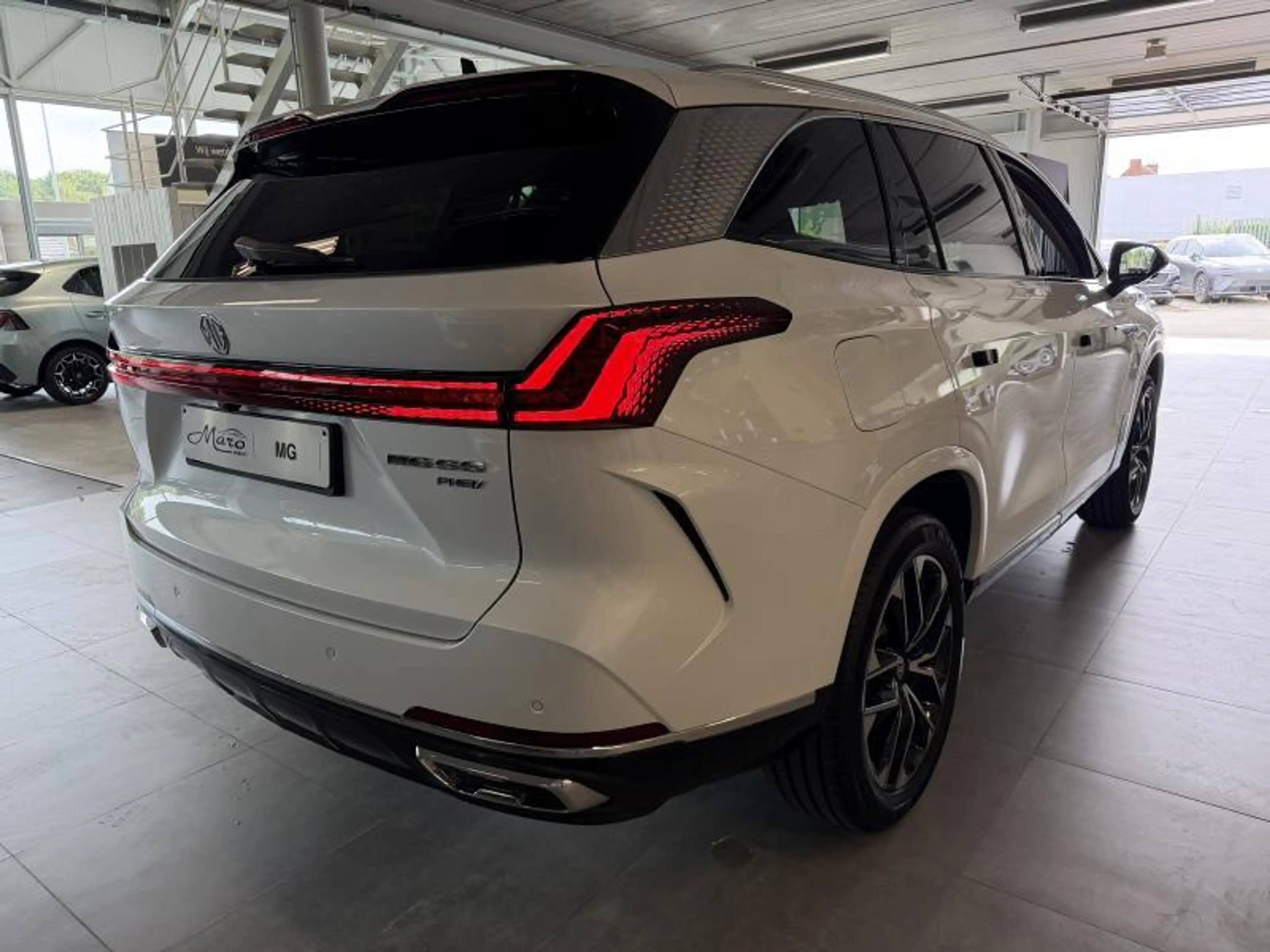 MG MGS9 1.5T-GDi 7ZIT Premium PHEV | FULL OPTION — photo 2