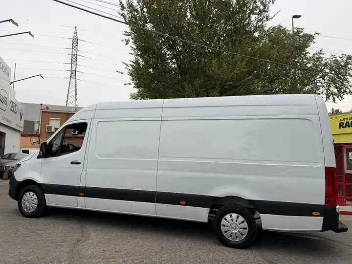 Mercedes-Benz Sprinter 2021, foto 43