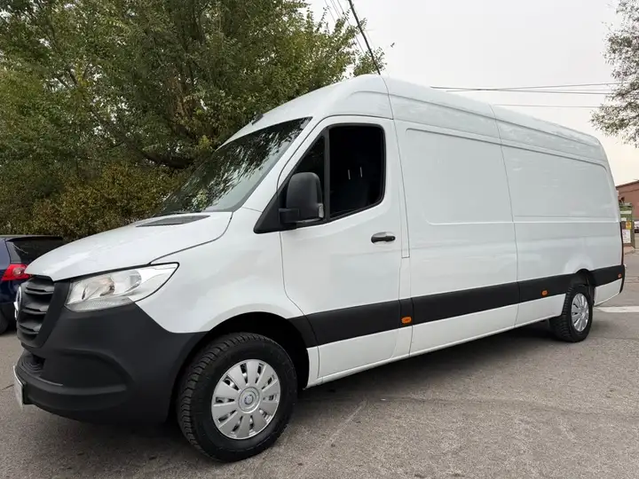 Mercedes-Benz Sprinter 2021, foto 4
