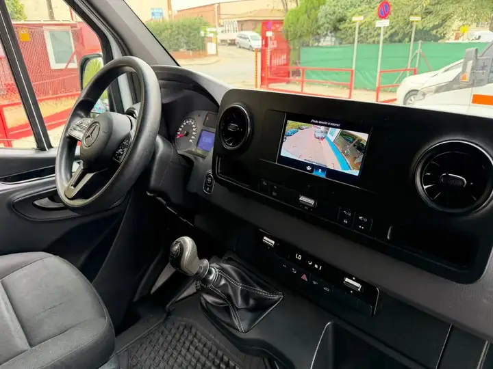 Mercedes-Benz Sprinter 2021, foto 8