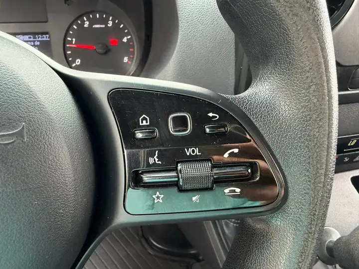 Mercedes-Benz Sprinter 2021, foto 26