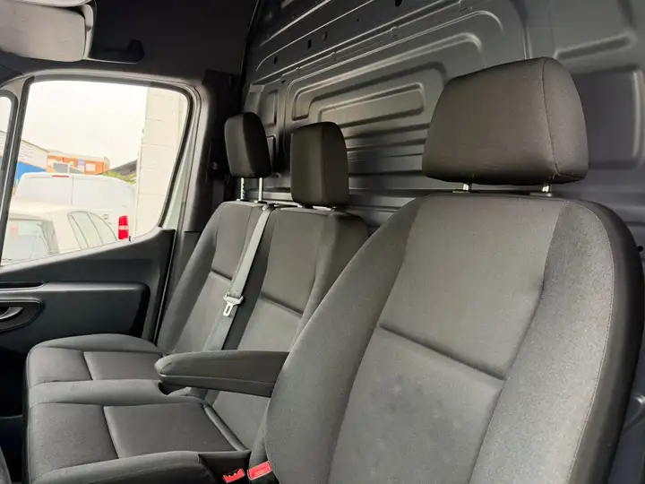 Mercedes-Benz Sprinter 2021, foto 24
