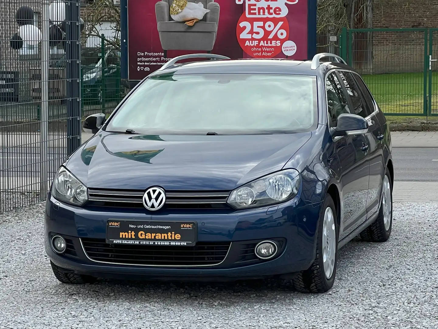 Volkswagen Golf Variant Style*AHK*PDC*8-fach Bereift*Bluetooth*NEU HU/AU* Blau - 2