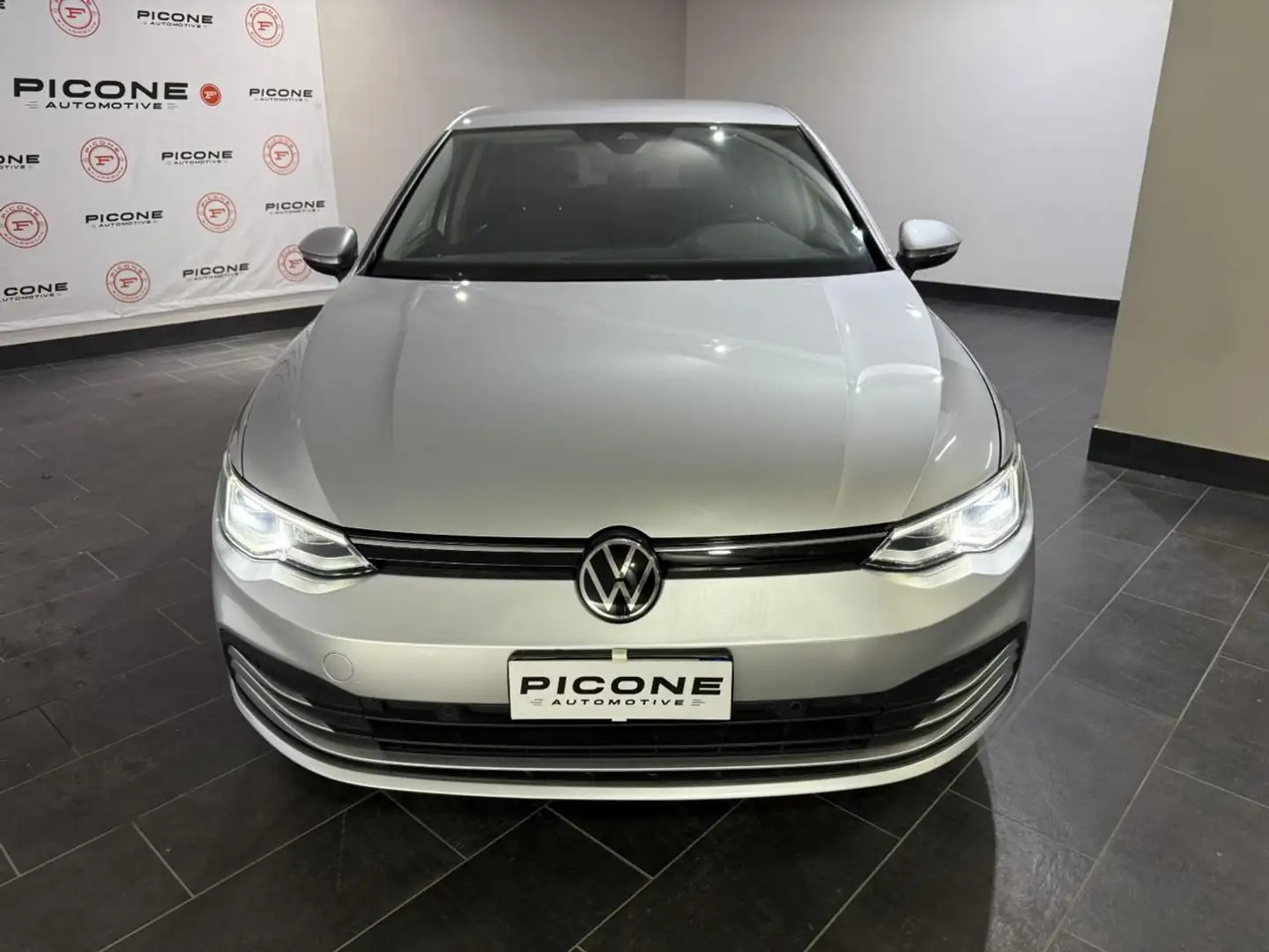 Volkswagen Golf 2.0 TDI 1st Edition Life Gris - 2
