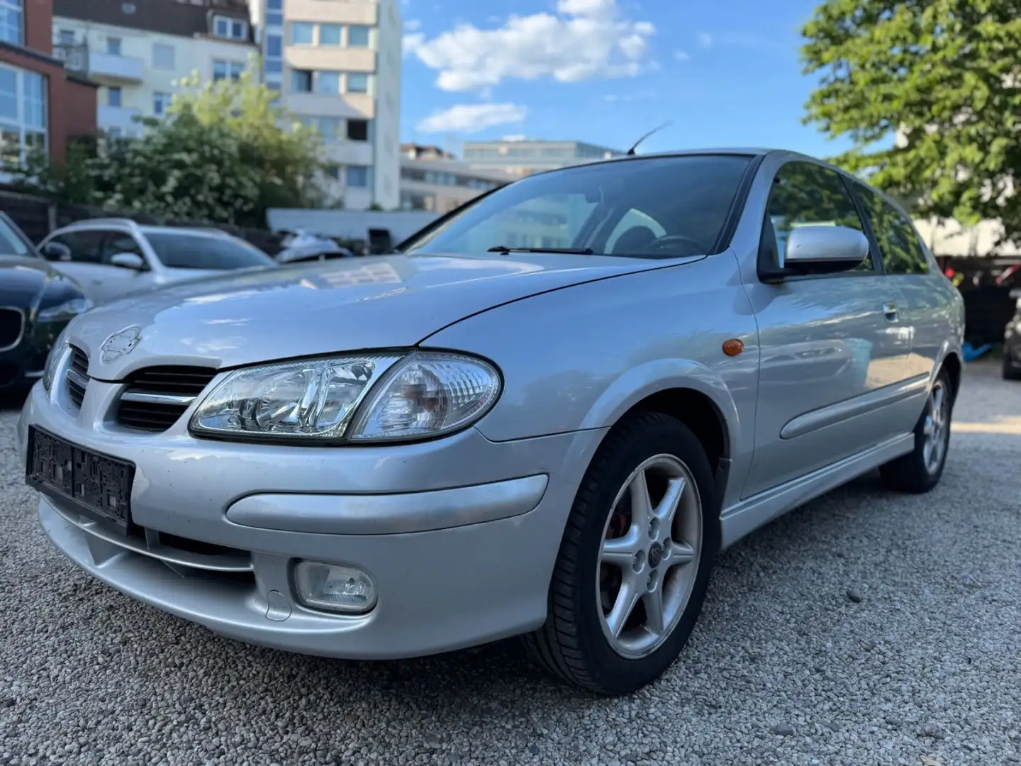 Nissan Almera Visia 1.5/KLIMA/SERVO/ALU/MOTOR-GUT/EURO4 Argent - 1