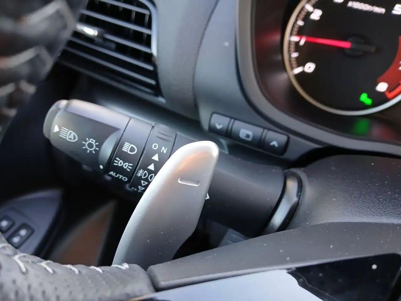 Mitsubishi Eclipse Cross снимка Mitsubishi Eclipse Cross