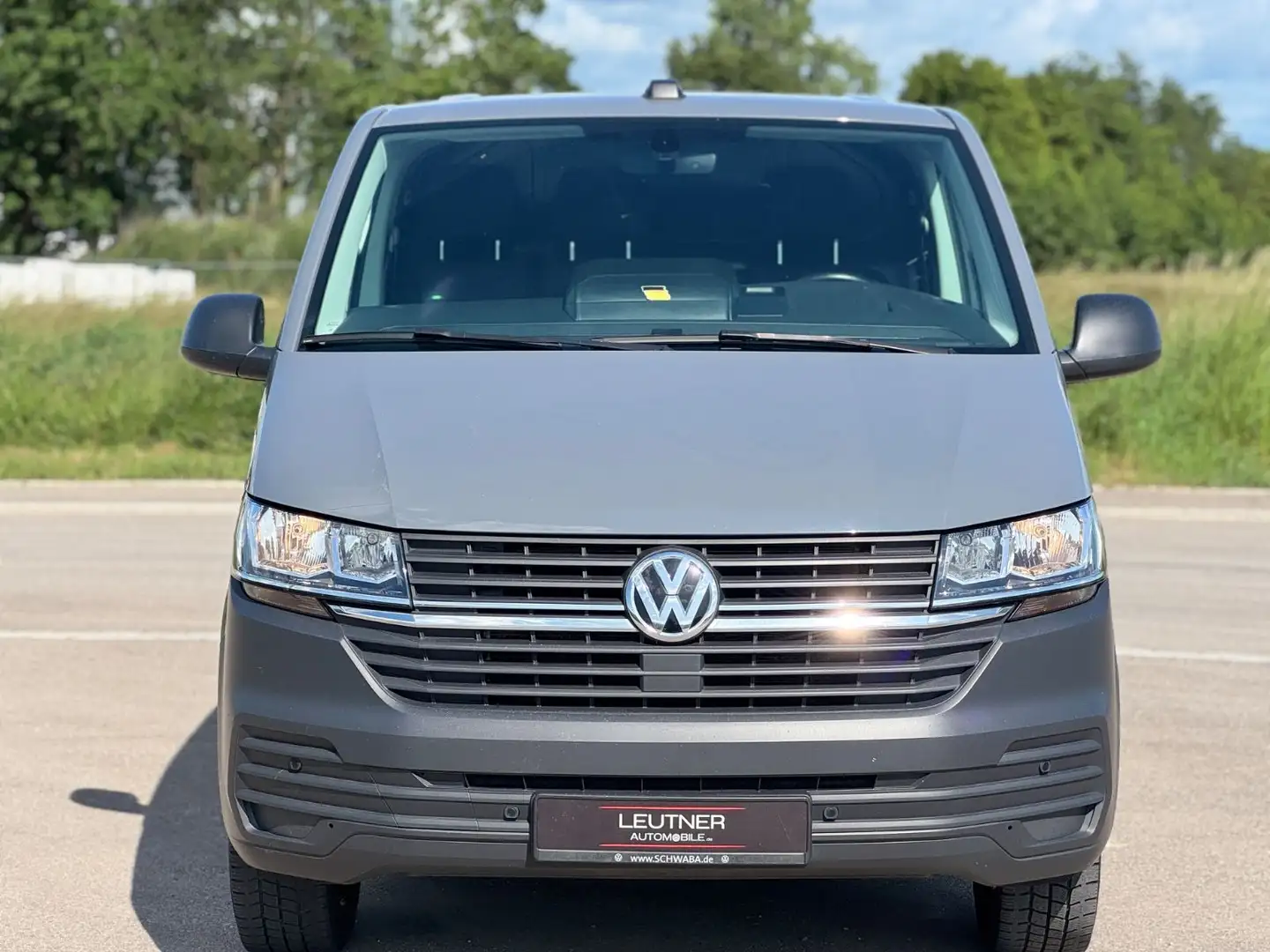 Volkswagen T6 Transporter T6.1 2.0 TDI DSG Lang Kasten FWD*AHK*3-Sitz*ACC Grau - 2