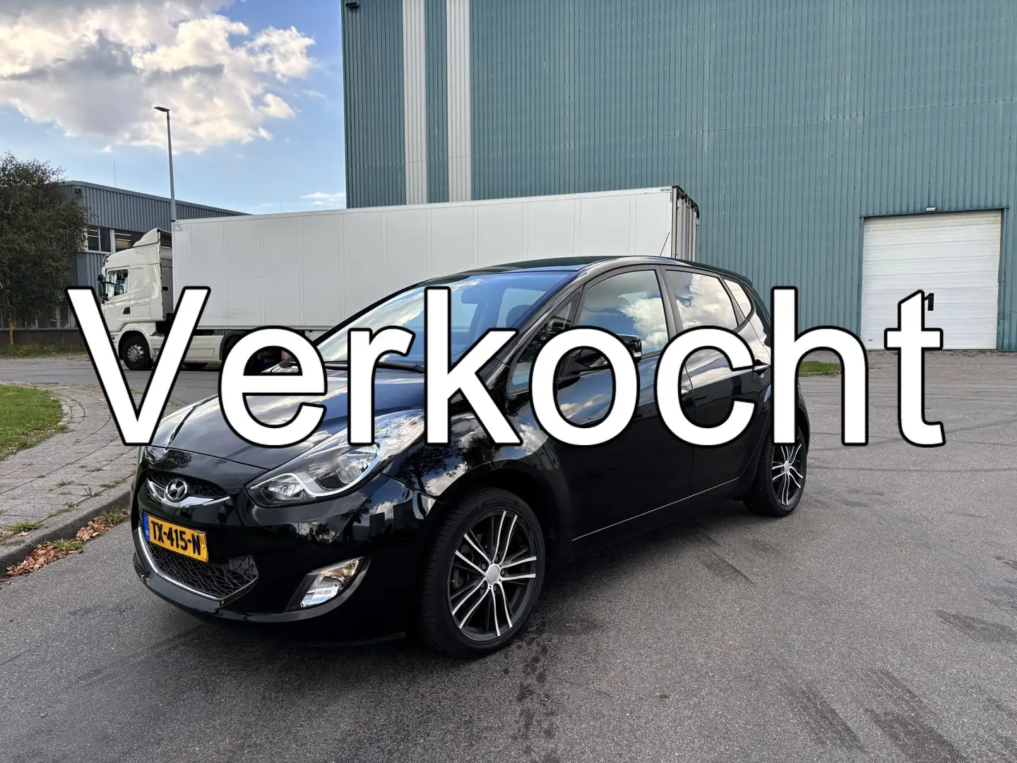 Hyundai iX20 1.4i Pro 90 PK. Zuinige en zeer leuke auto !!! Zwart - 1