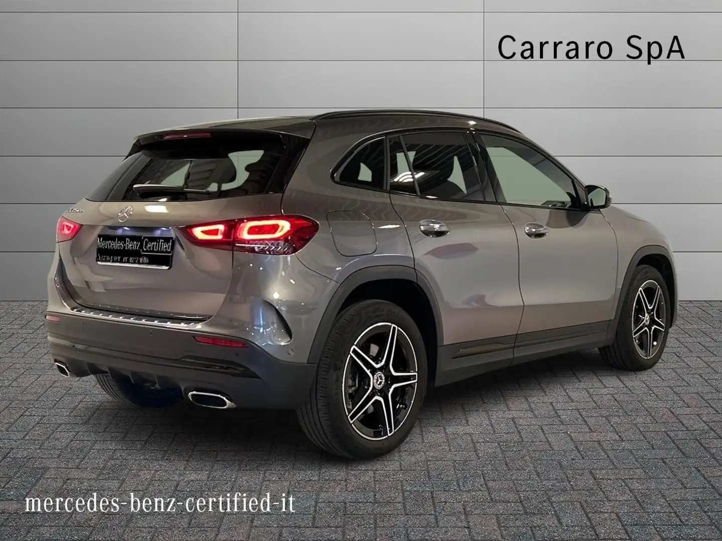 Mercedes-Benz GLA 250 - GLA 250 eq-power Premium auto Grijs - 2