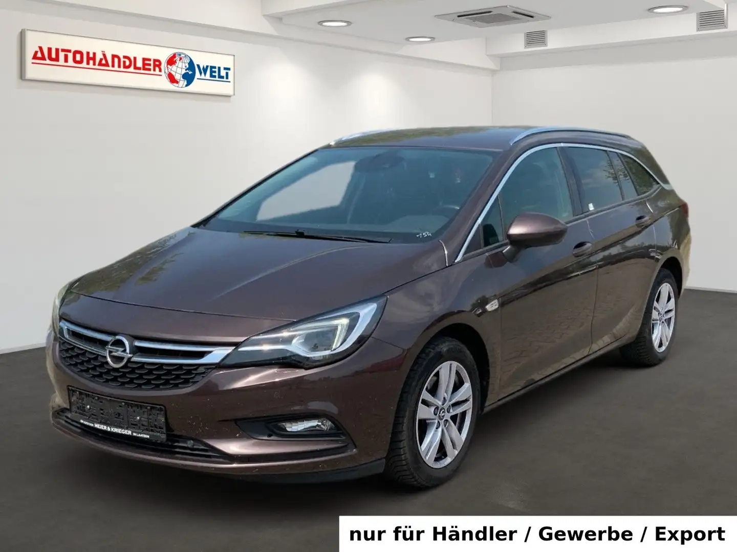Opel Astra K 1.6 CDTI Kombi Innovation Braun - 1