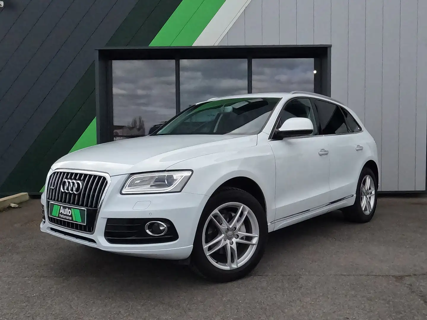 Audi Q5 2.0 TFSI 180 Quattro S Line Weiß - 1