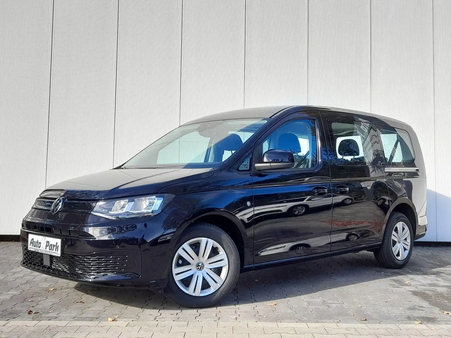 Volkswagen Caddy 1.5 TSI 7-Si.~RFK~SHZ~NAVI/APP~2xPDC Schwarz - 2