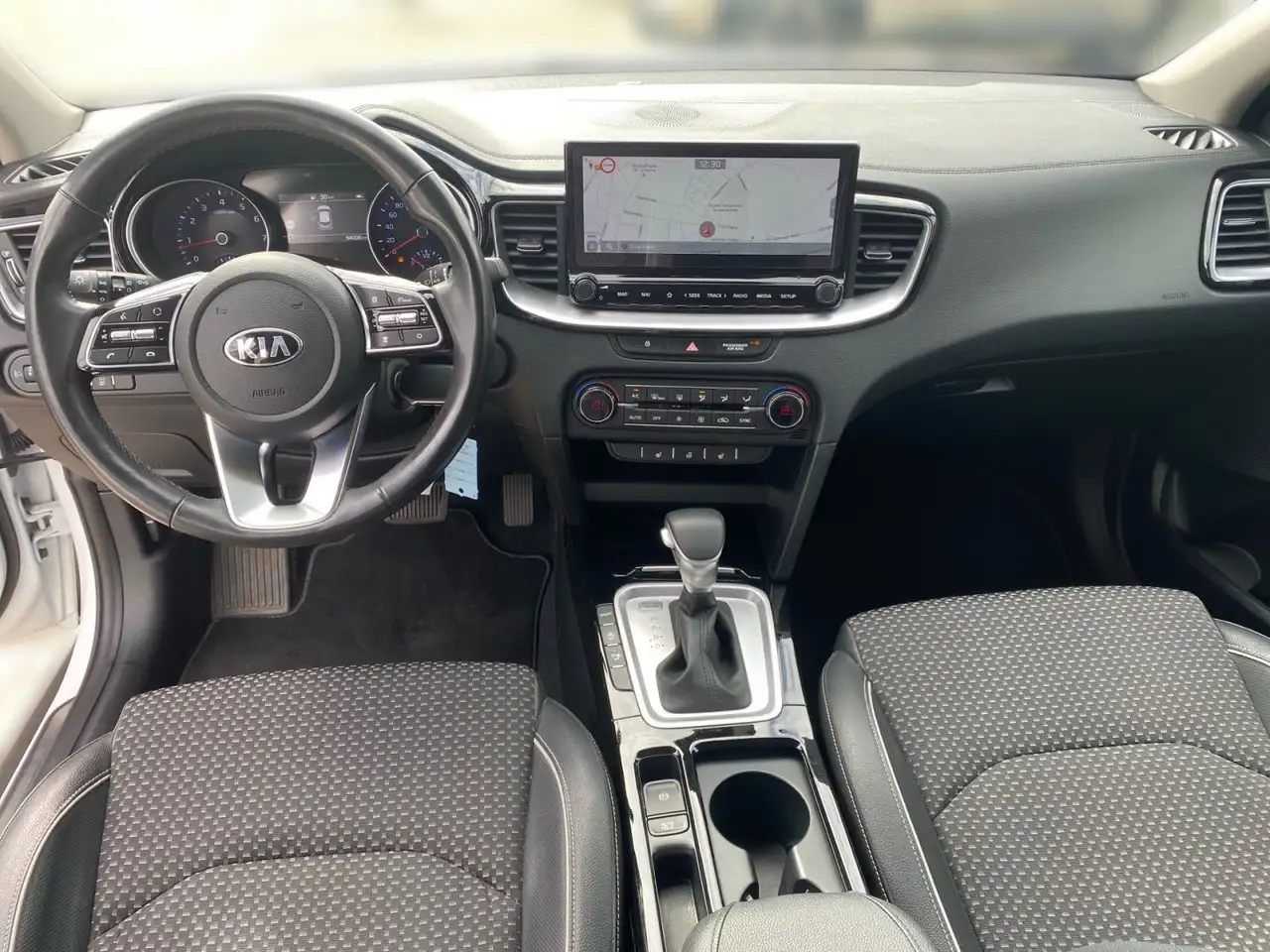 Kia X Ceed Xceed 1.5 T-i DCT7 Vision +AHK +WR +Standheizung, миниатюра 10