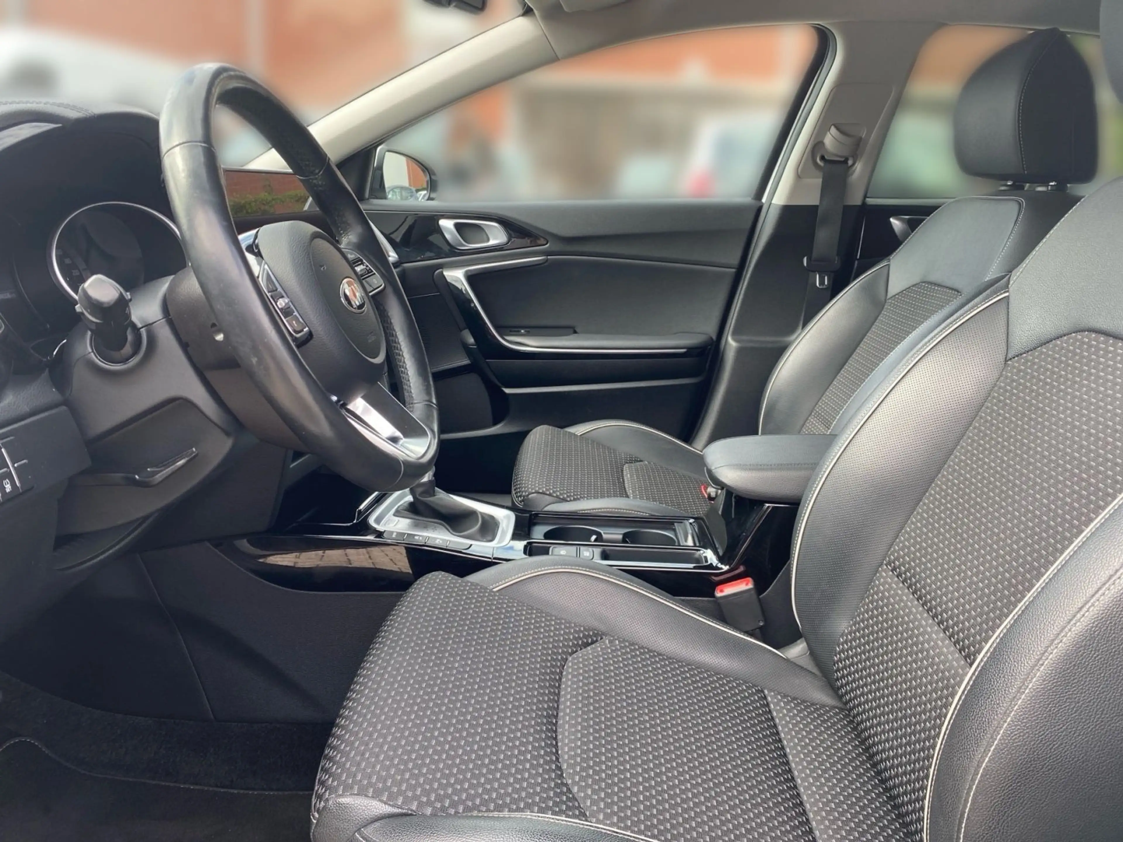 Kia XCeed Xceed 1.5 T-i DCT7 Vision +AHK +WR +Standheizung — photo 7