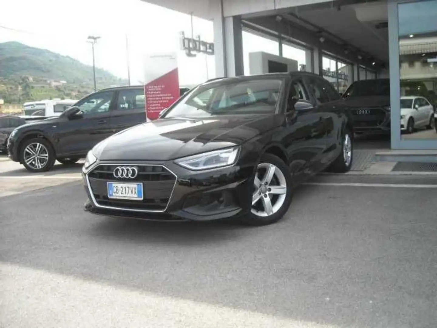 Audi A4 5ª serie Avant 35 TDI/163 CV S tronic Business Ad Nero - 1