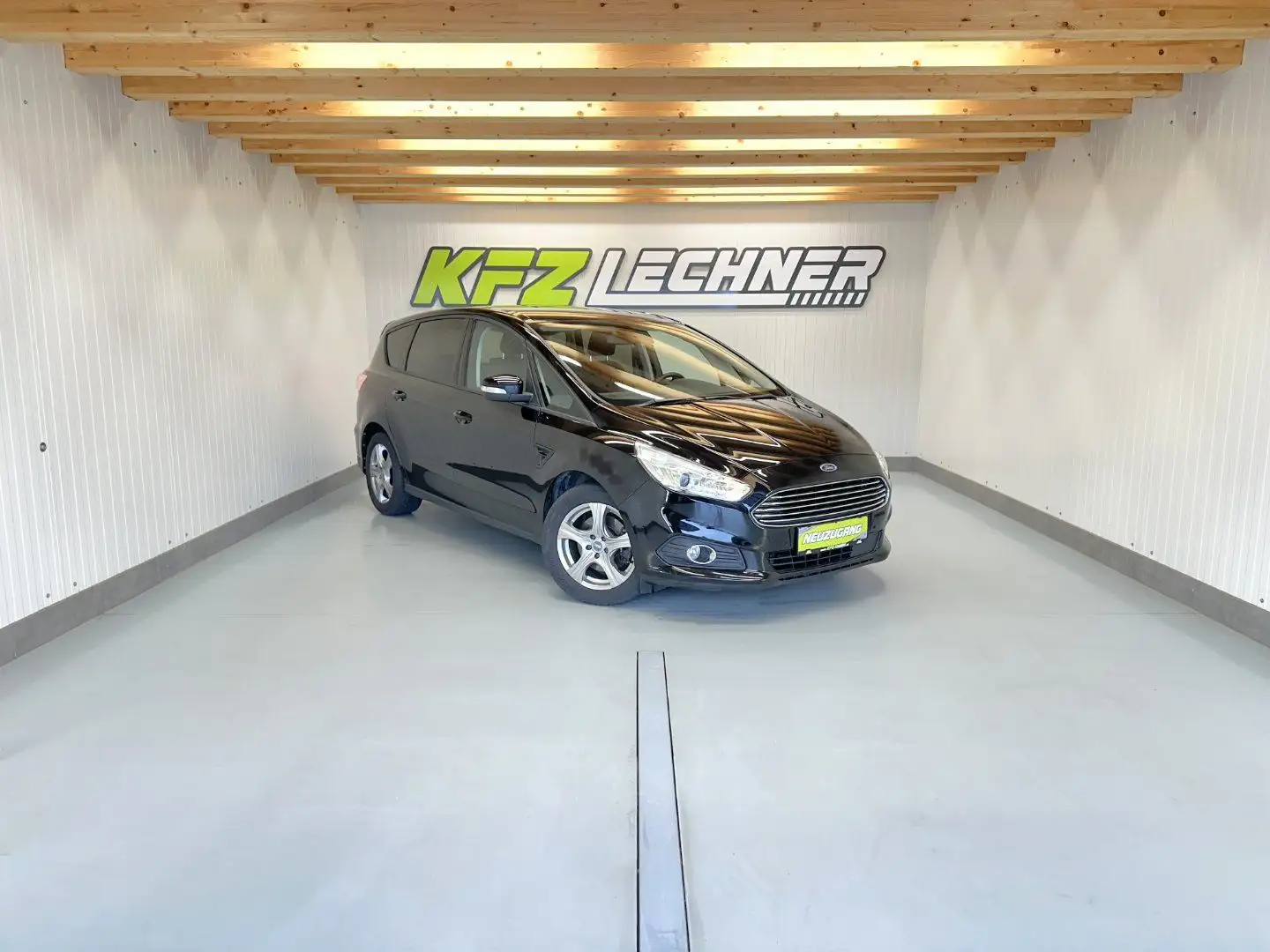 Ford S-Max 2.0 TDCi "AHK*NAVI*SITZH*TEMP*R-KAM" Schwarz - 1