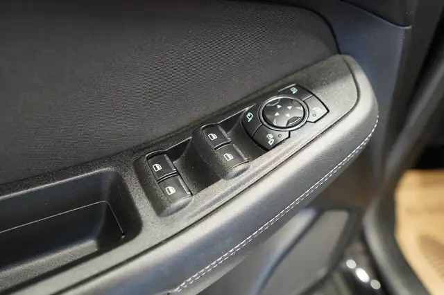 Ford S-Max view 15