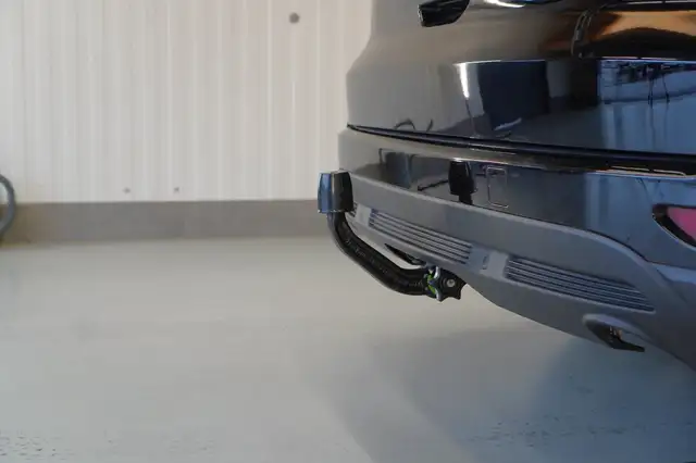 Ford S-Max view 13