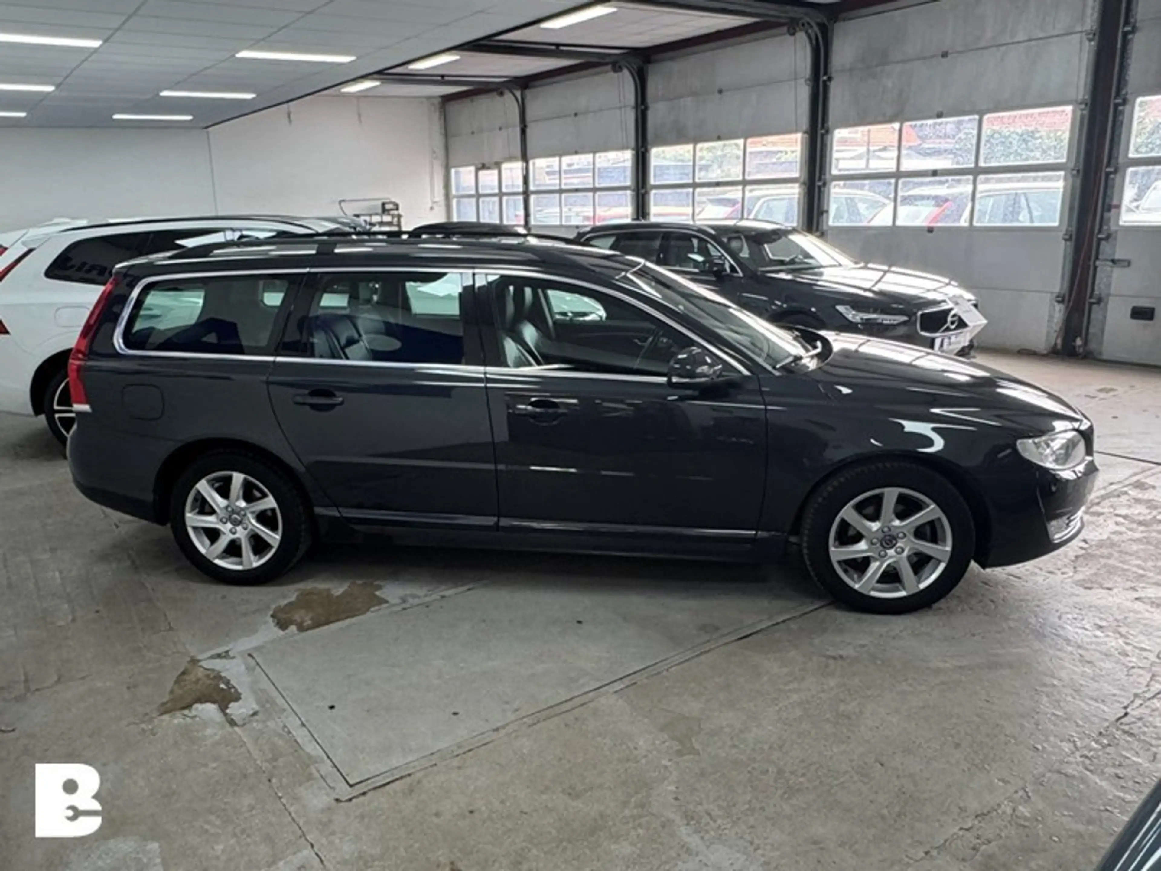 Volvo V70 1.6 T4 Nordic+ standkachel — photo 5
