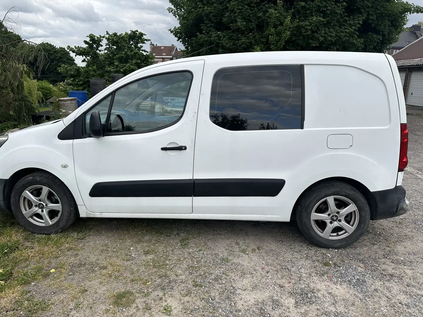 Peugeot Partner 2.0 HDi (pour export) - 2