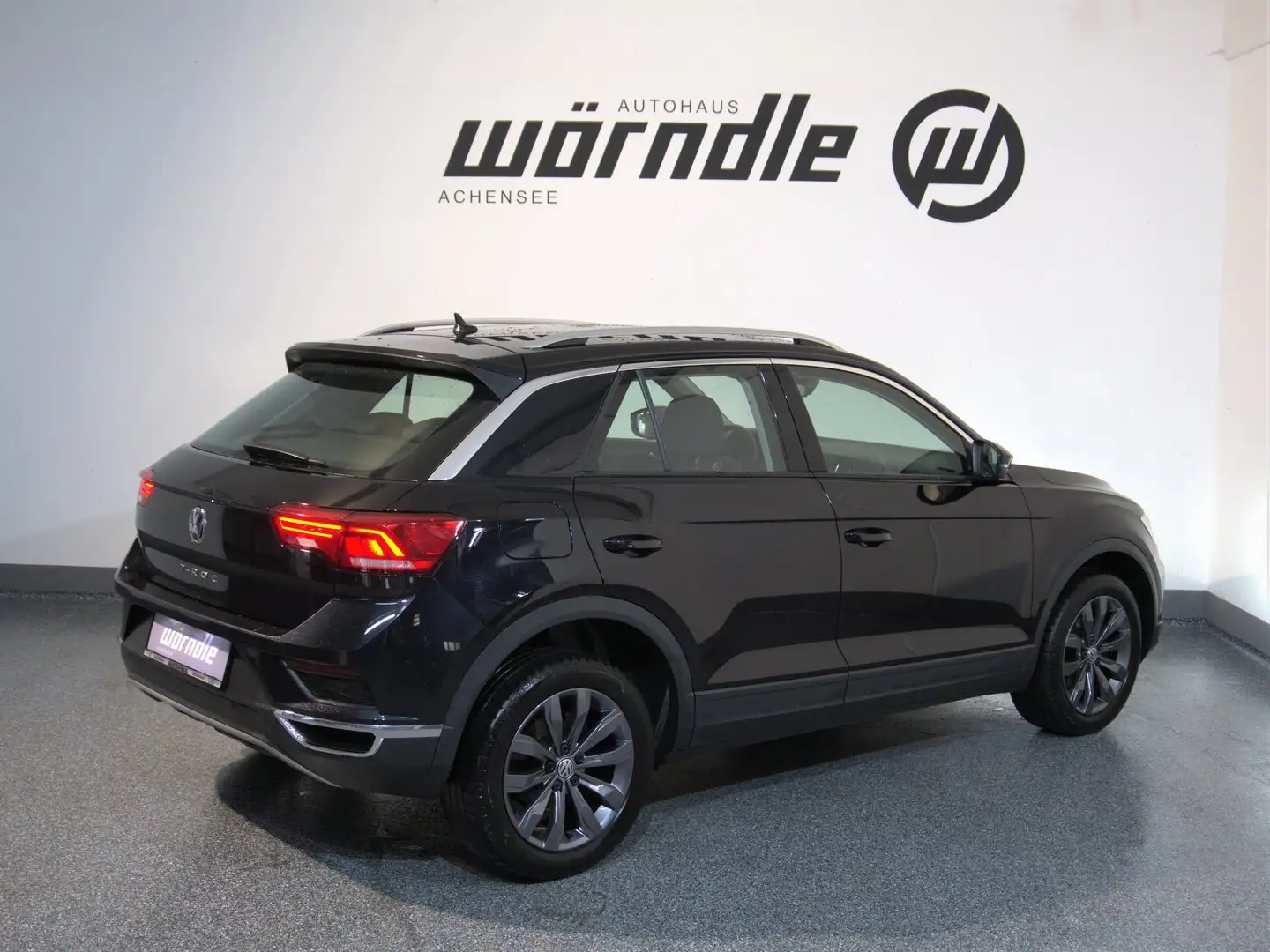 Volkswagen T-Roc Design TSI OPF Schwarz - 2