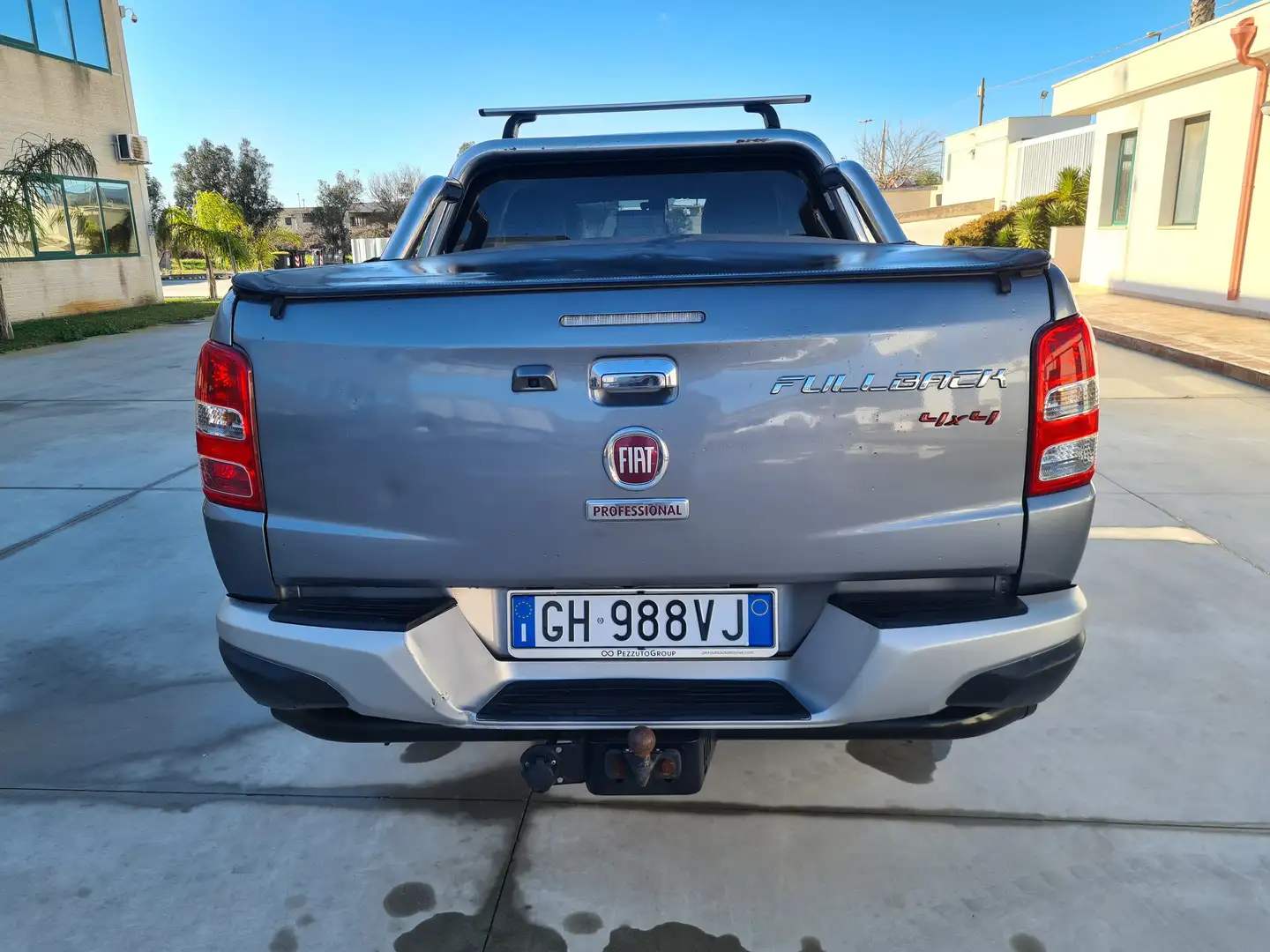 Fiat Fullback Fullback 2.4 doppia cabina LX 4wd s siva - 1