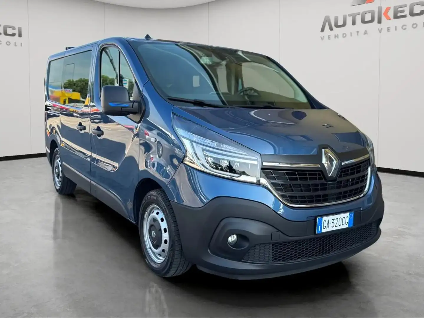 Renault Trafic 2.0 ENERGY DCi 125cv - DOPP. PRT -6 POSTI - EU6B Bleu - 1