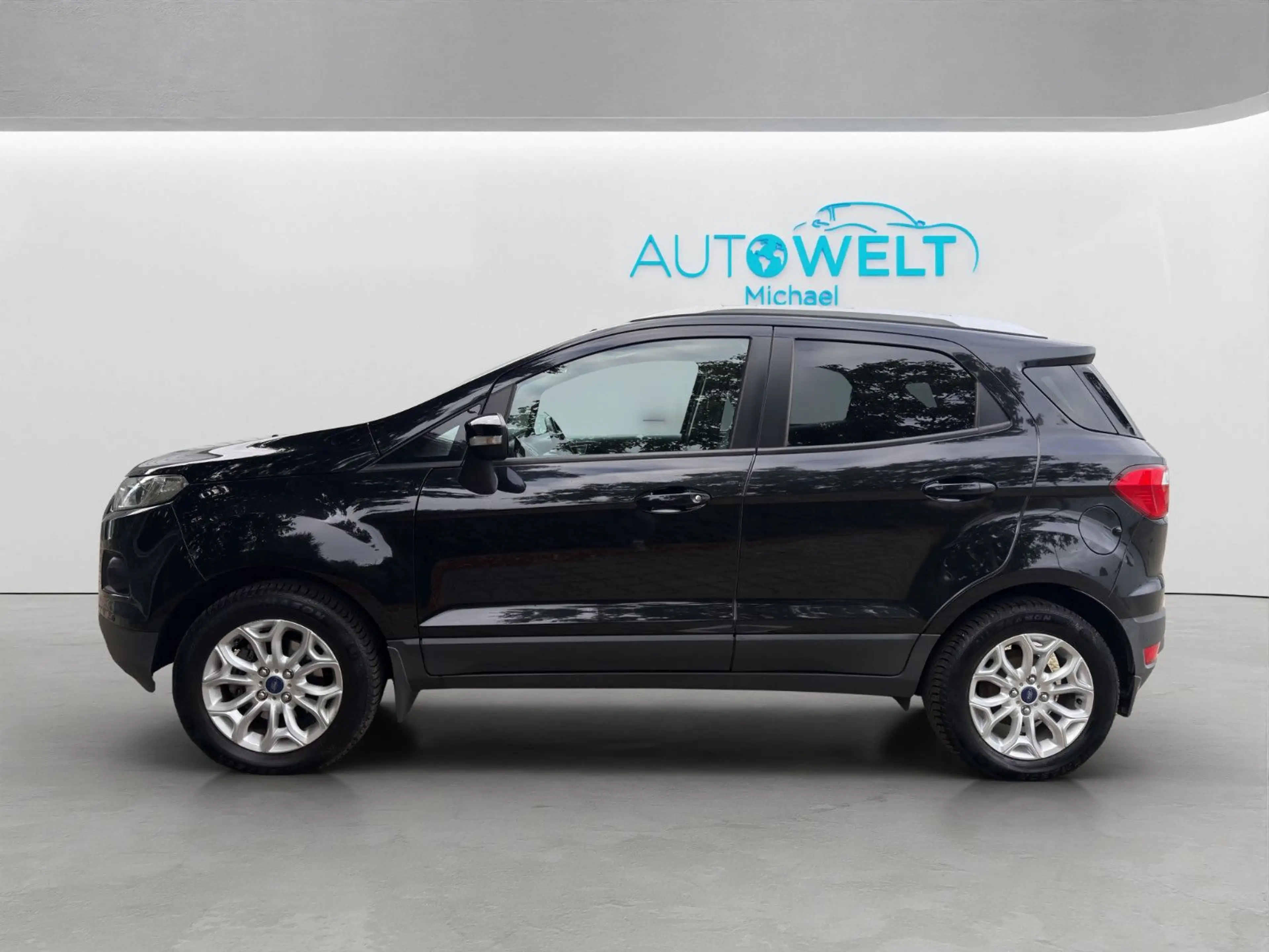 Ford EcoSport 1.5 Aut.KLIMAAUT SITZH GJR Zahnr.NEU !! — photo 8