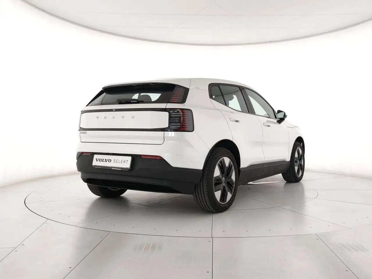 Volvo EX30 2026