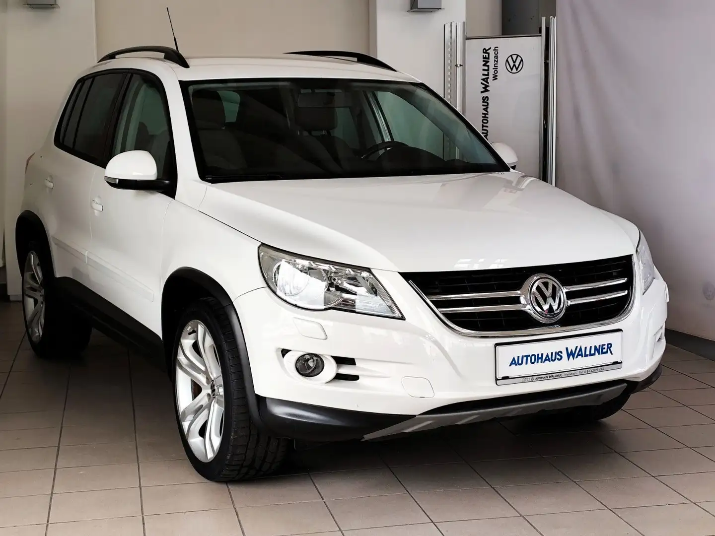 Volkswagen Tiguan Track & Field 4Motion Weiß - 2