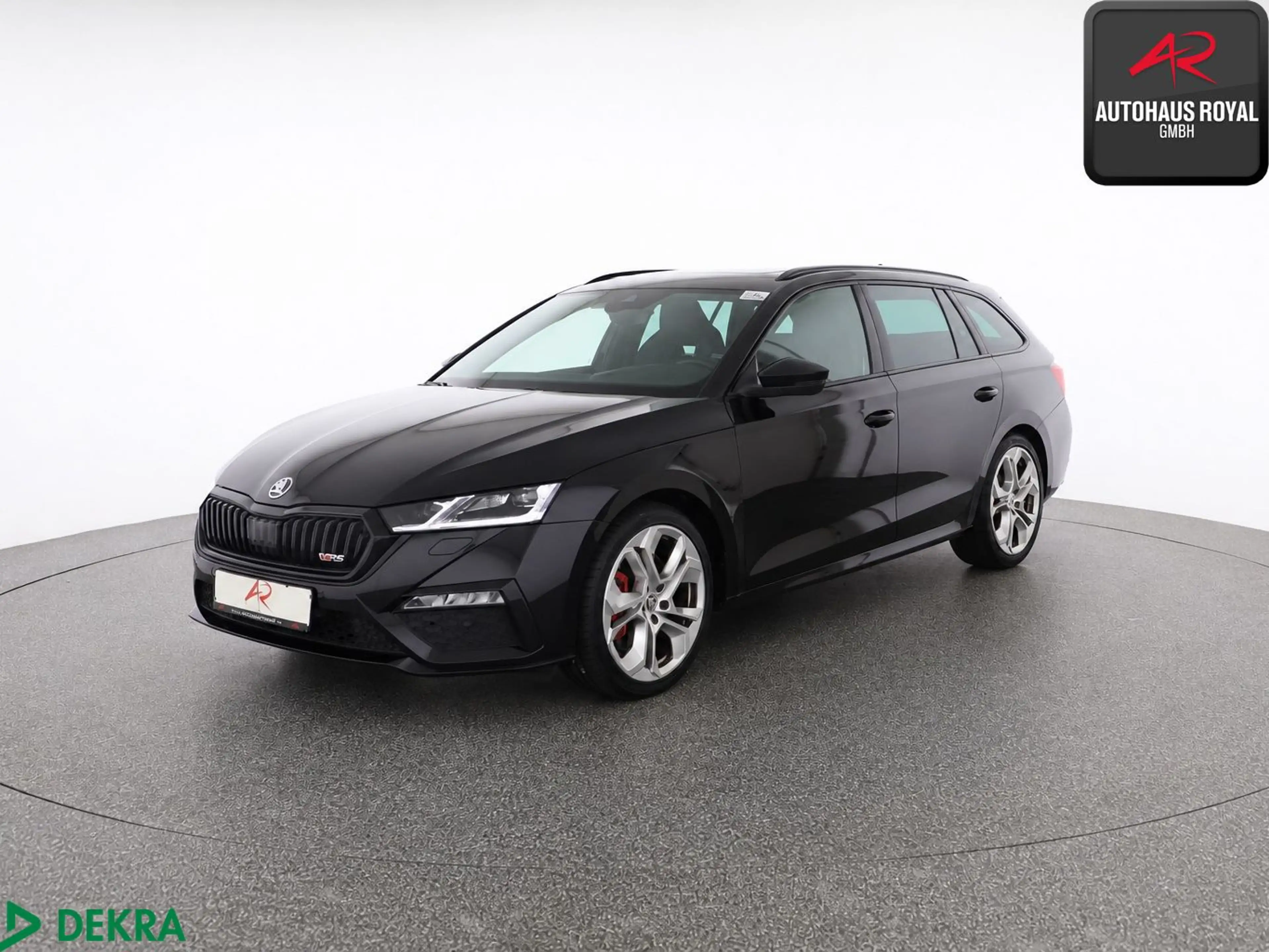 Skoda Octavia Combi 2.0 TSI RS PANO,HUD,MASSAGE,MEMORY
