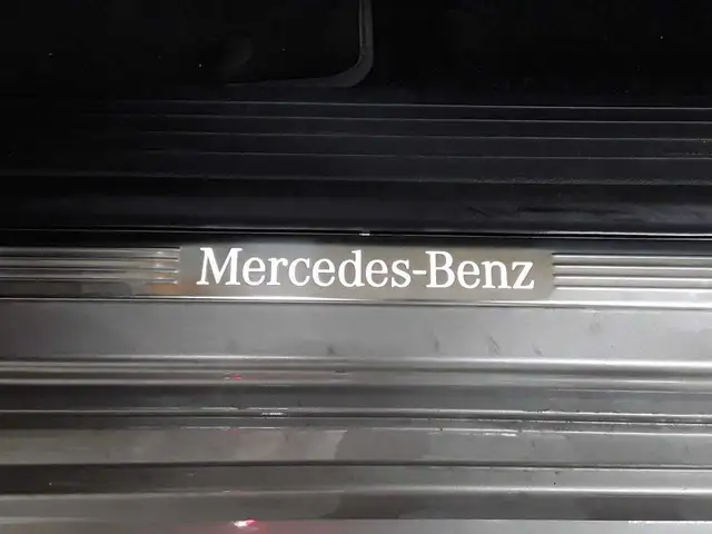 Mercedes-Benz GLE view 13