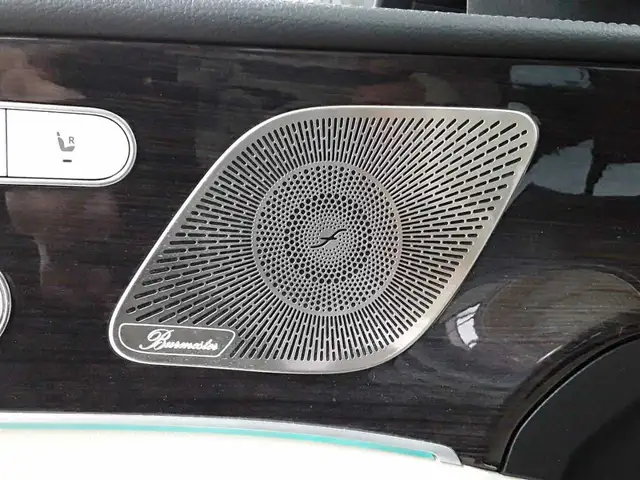 Mercedes-Benz GLE view 11