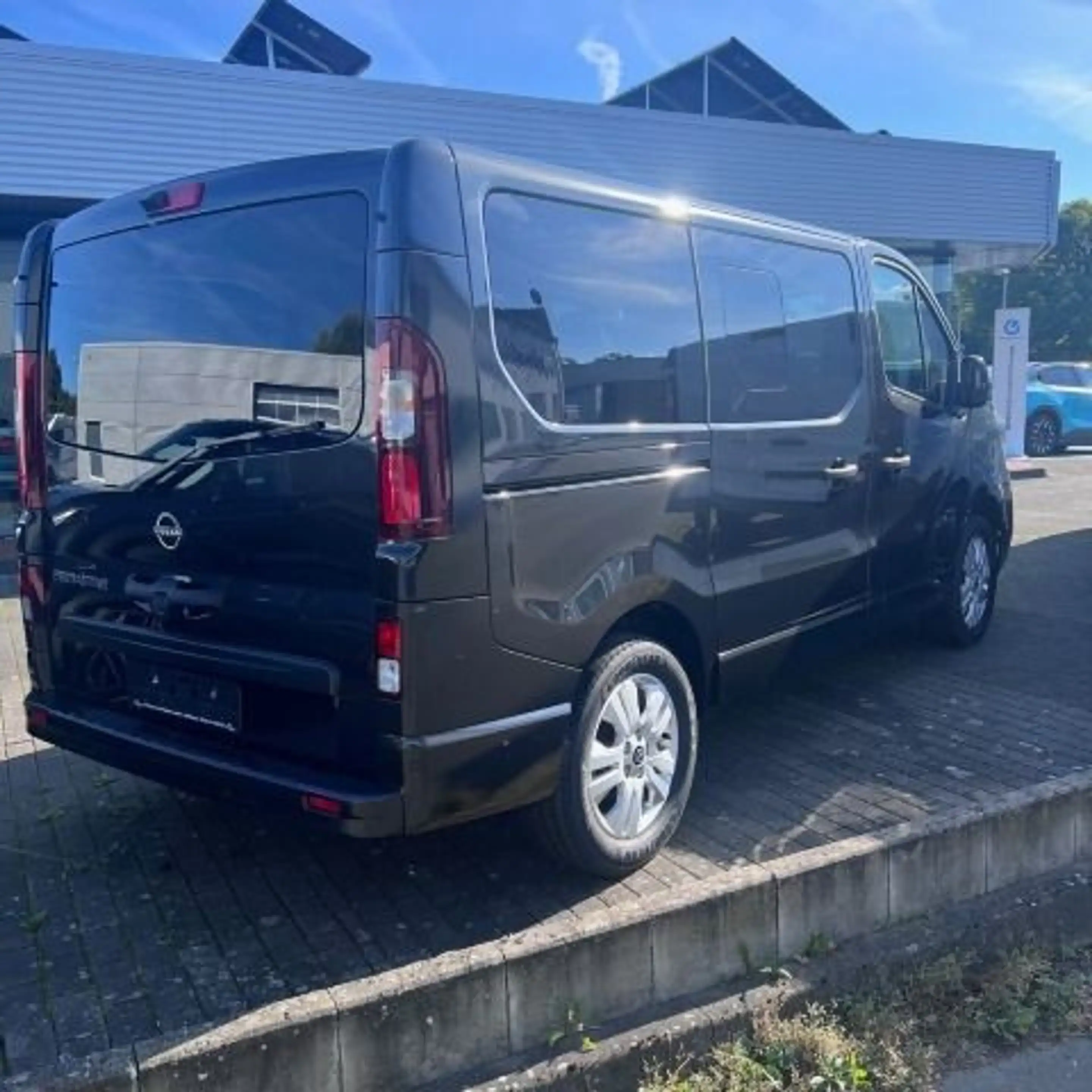 Nissan Primastar 2,8t dCI 170 — photo 4