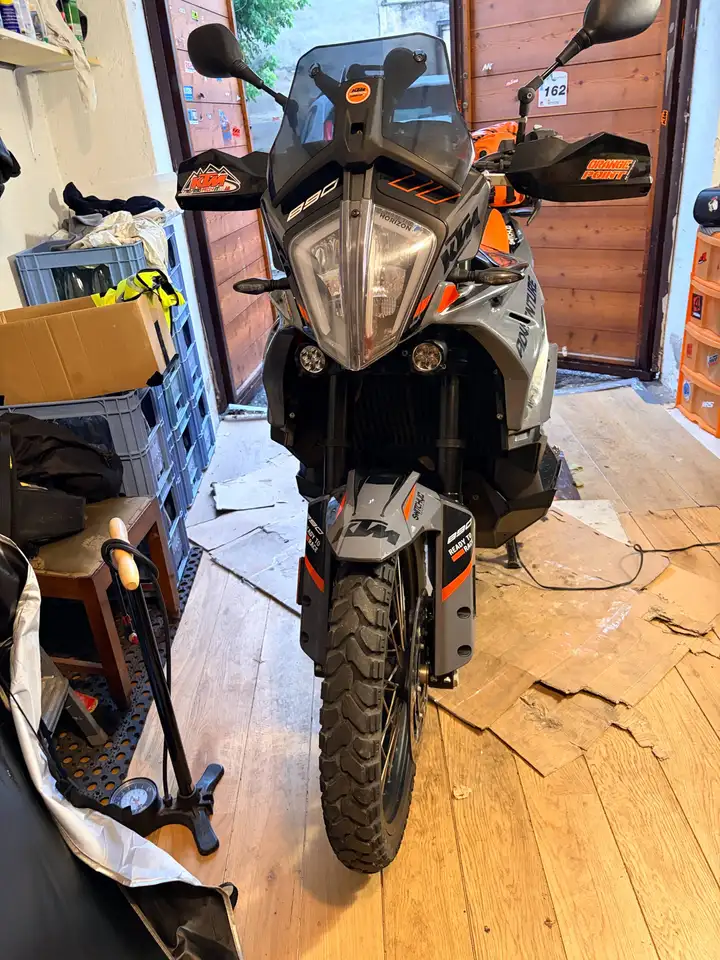 KTM 890 Adventure