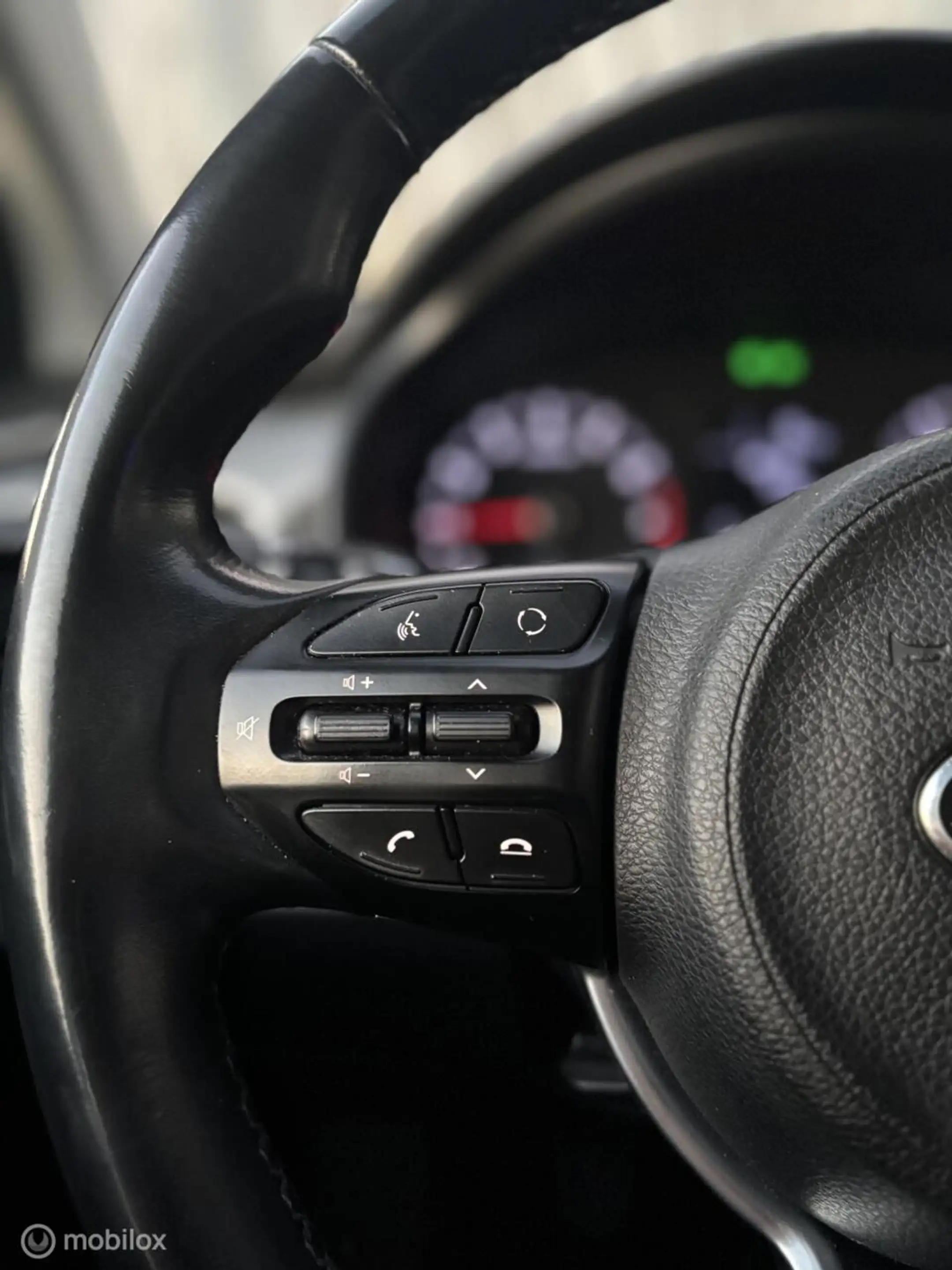 Kia Rio 1.0 TGDI ComfortPlusLine Navigator/ CARPLAY/CRUISE — photo 19