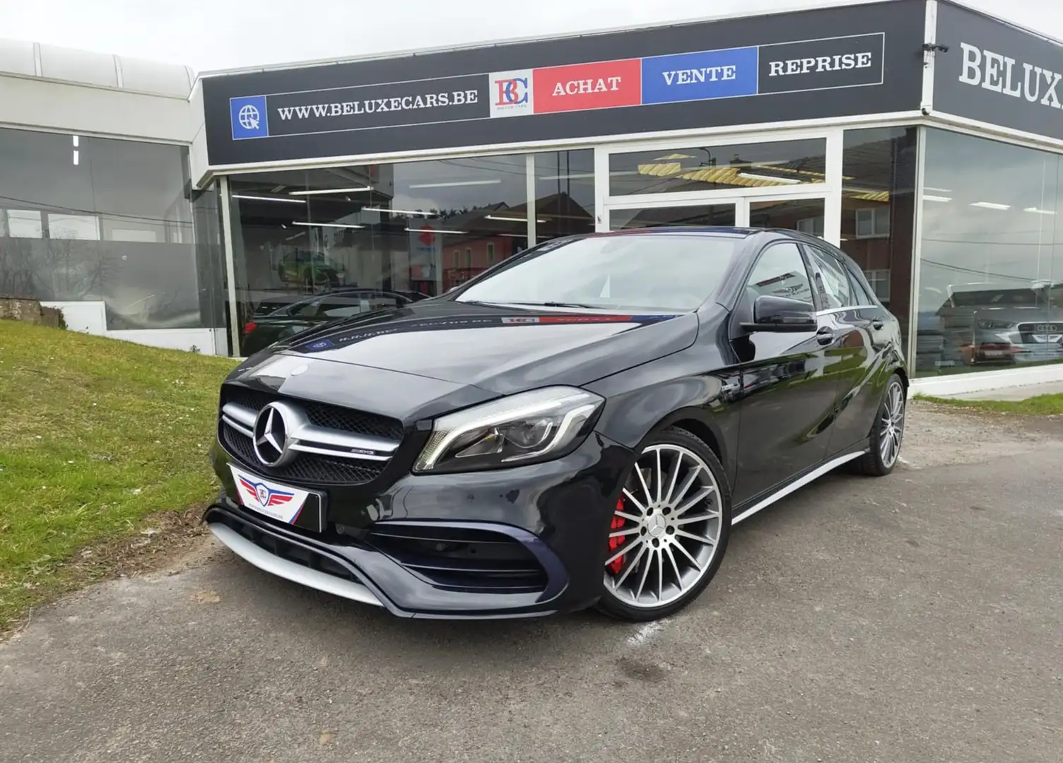 Mercedes-Benz A 45 AMG 4-Matic *MODE RACE*EXHAUST*PANO*CAMERA** Noir - 1