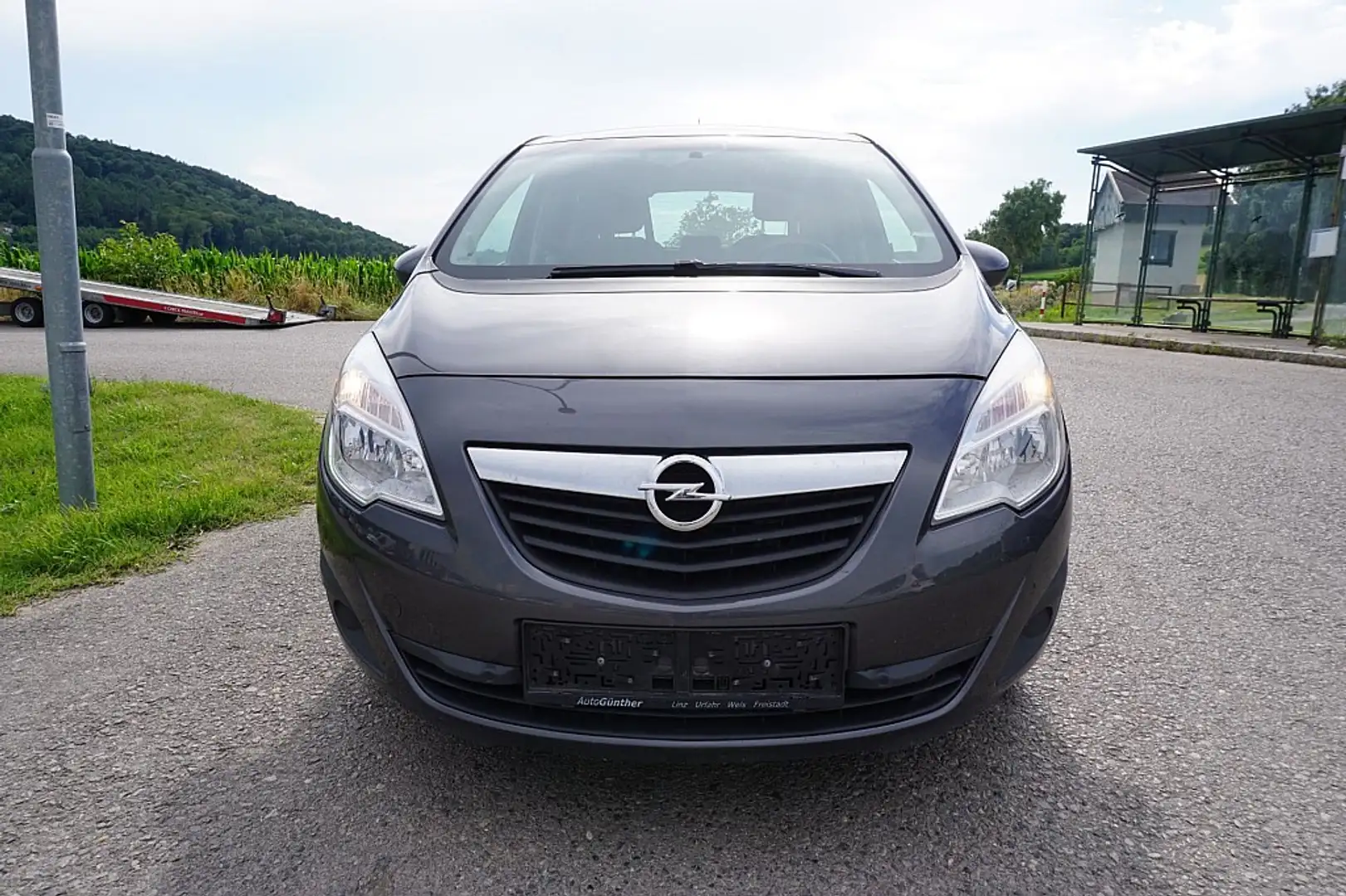 Opel Meriva 1,4 ecoFlex Turbo Edition Grau - 2