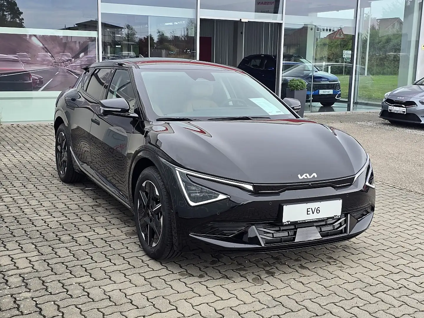 Kia EV6 RWD 84kWh Long Range Air Plus Aut. Schwarz - 2