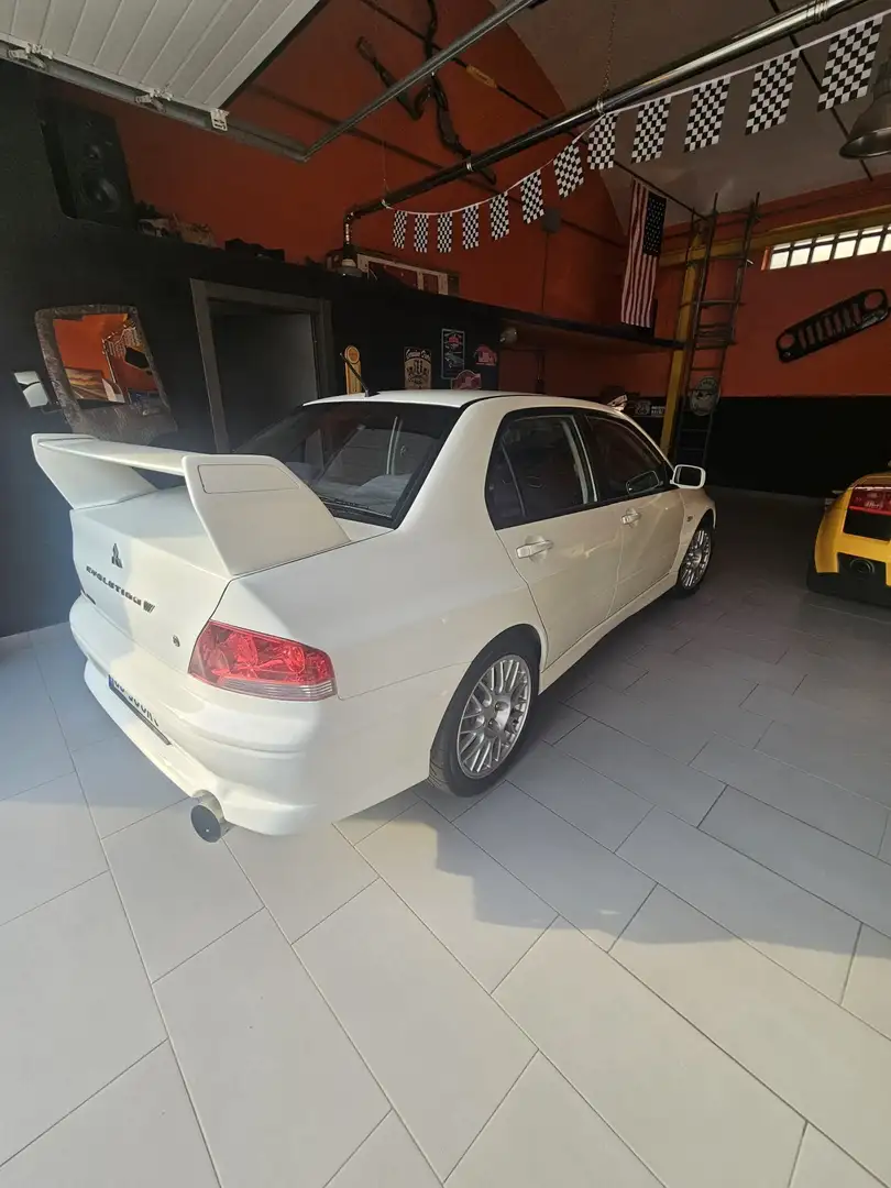 Mitsubishi Lancer Evo Weiß - 2