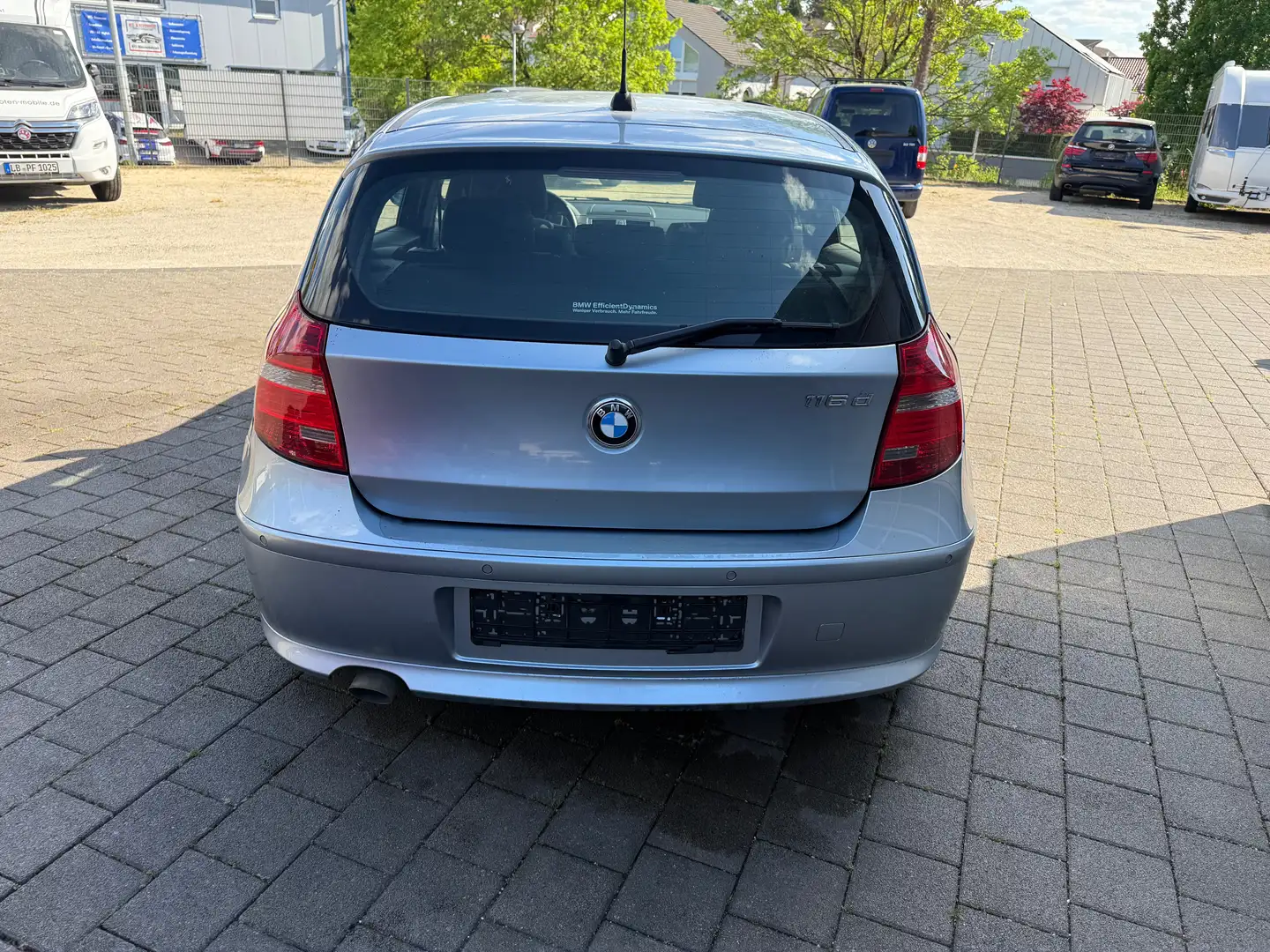 BMW 116 116d Blau - 2