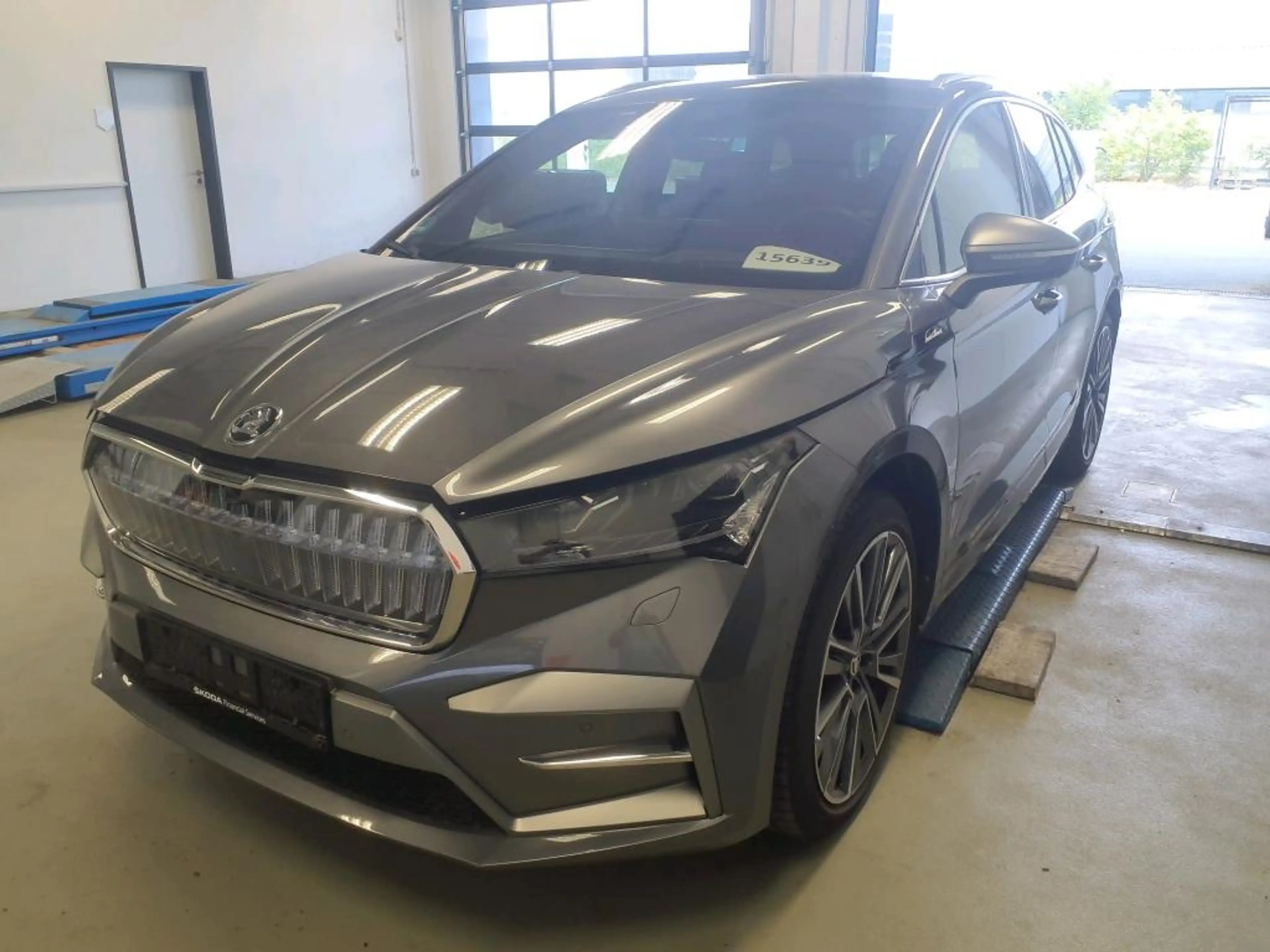 Skoda Enyaq iV 85x L&K +WÄPU +AHK +360° +CANTON +MATRIX +HuD — photo 2
