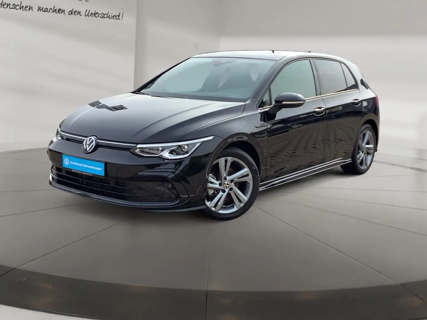Volkswagen Golf VIII 1.5 TSI R-Line AHK Matrix Pano Kamera Schwarz - 2