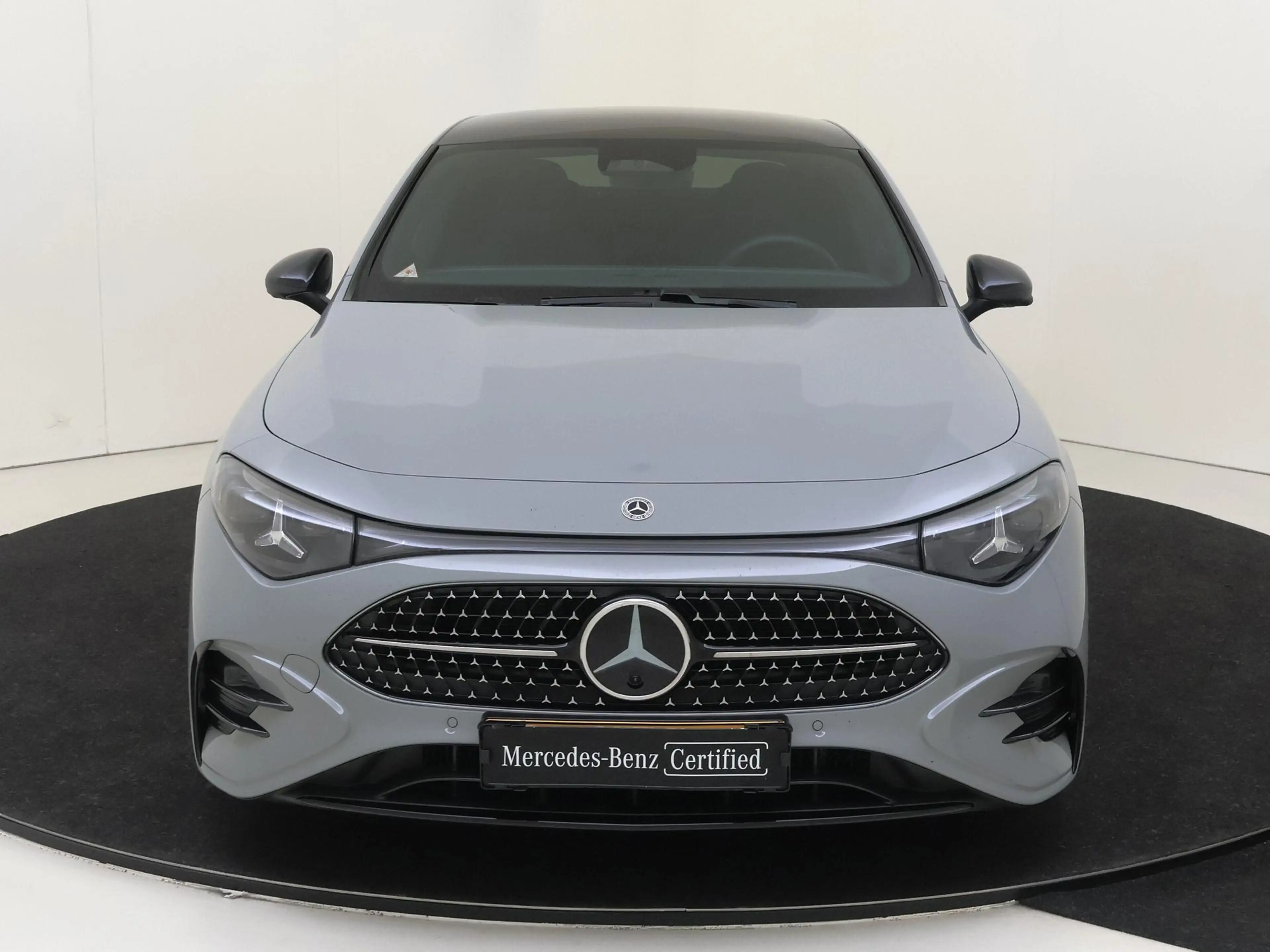 Mercedes-Benz CLA 180 Business Solution AMG — photo 6