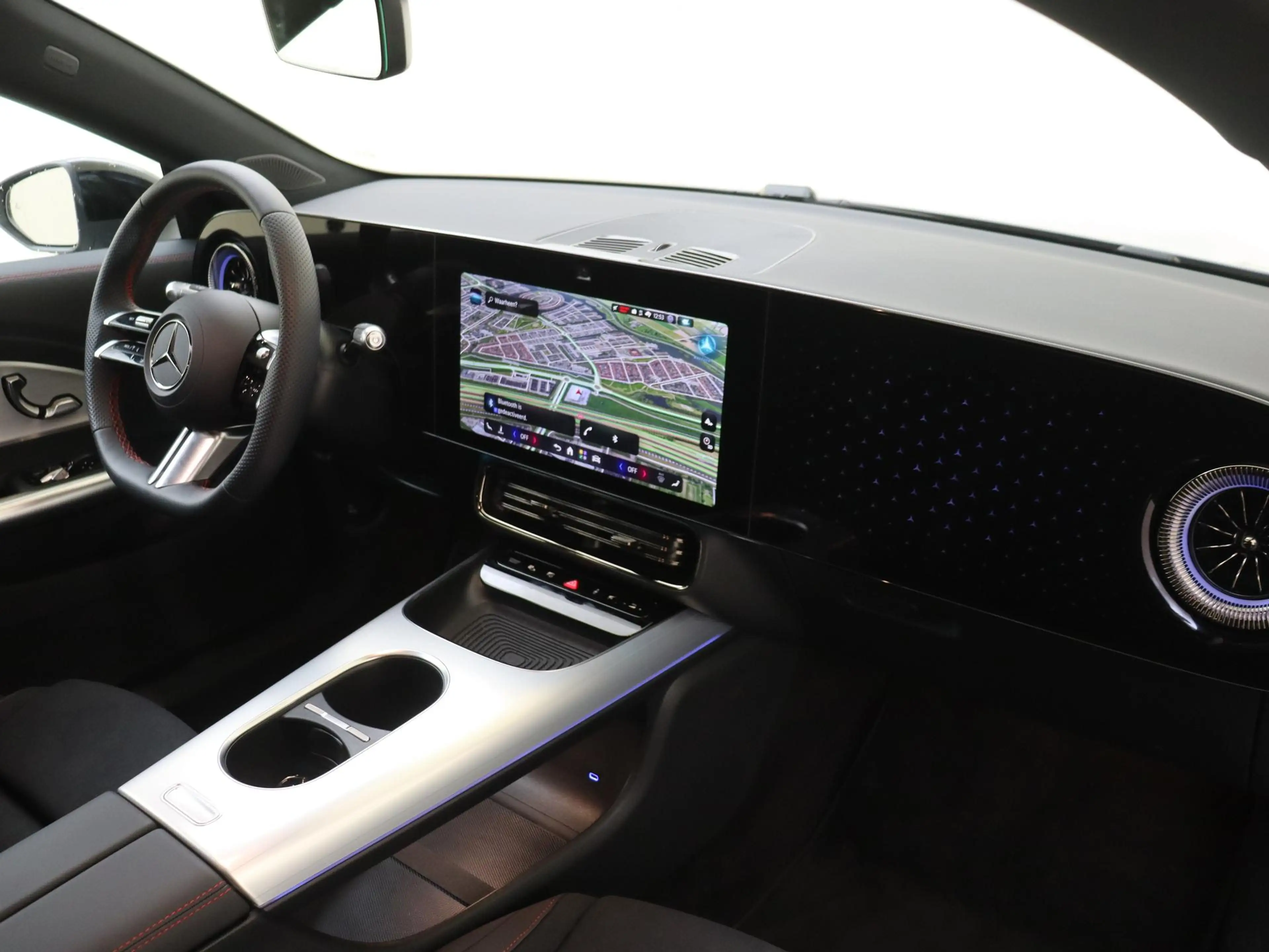 Mercedes-Benz CLA 180 Business Solution AMG — photo 10