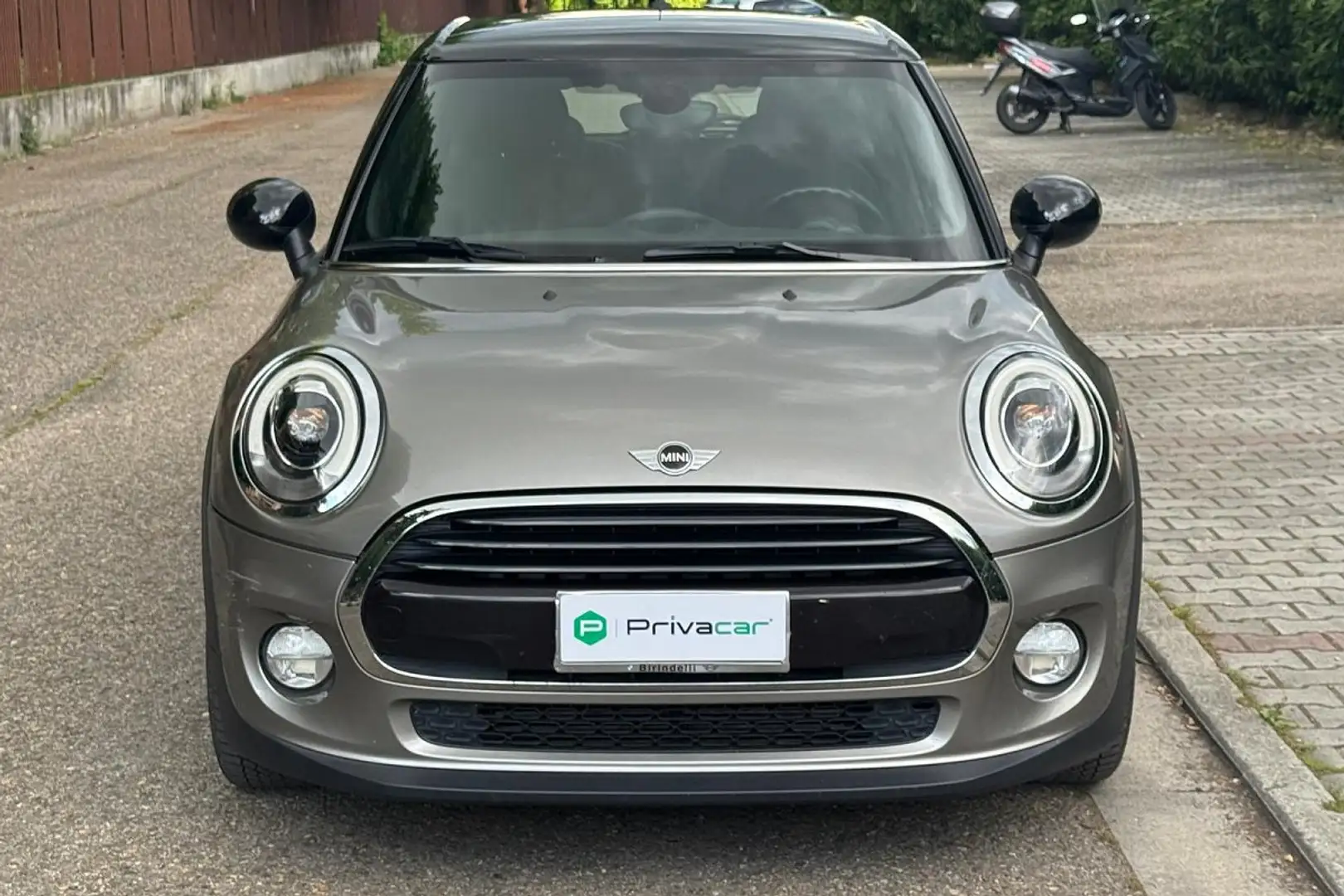 MINI Cooper D Mini 1.5 Cooper D Hype 5 porte Argintiu - 2