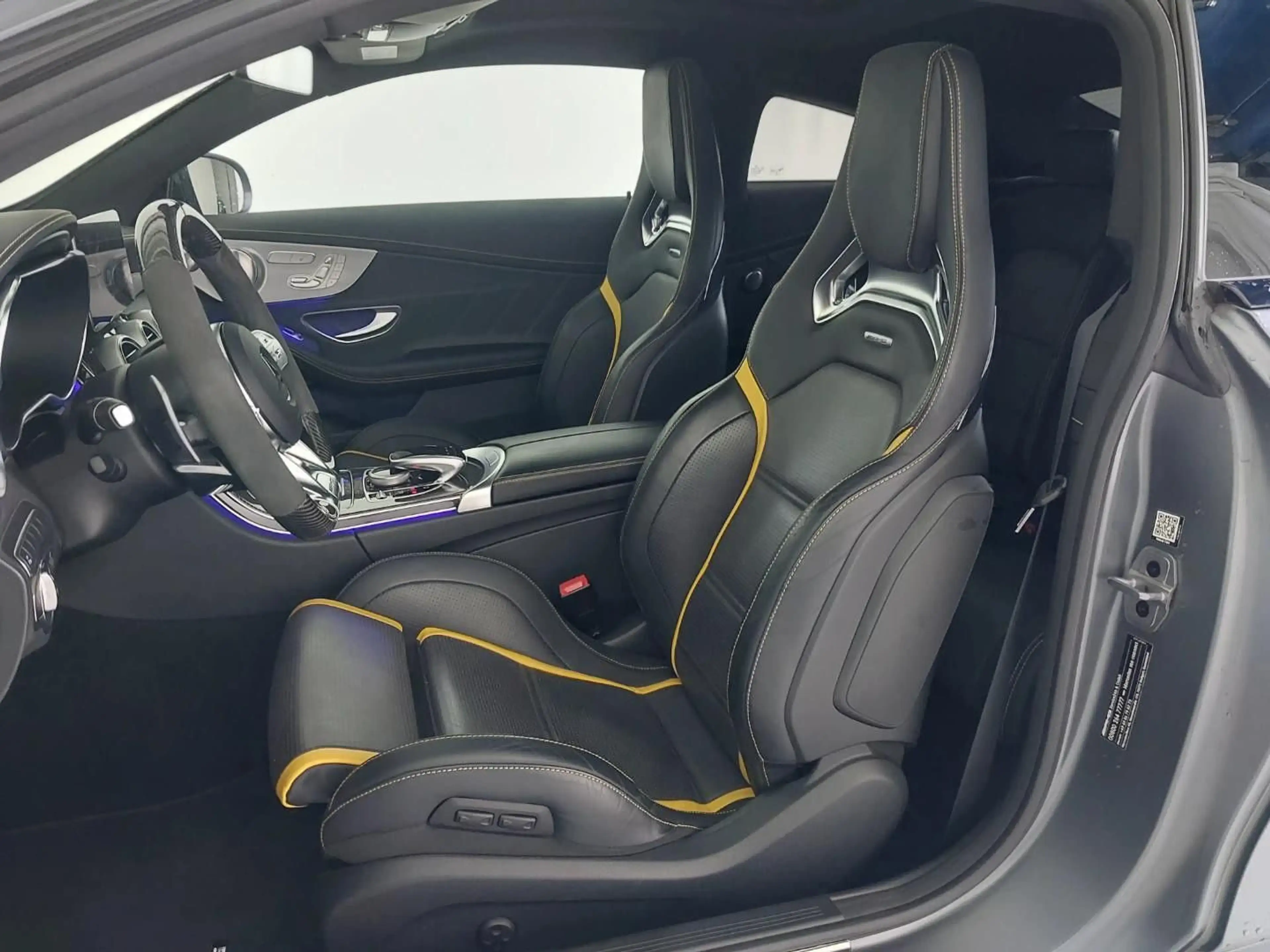 Mercedes-Benz C 63 AMG |PERF-SITZE+AGA|NIGHT|CARBON|PANO|BURM.| — photo 2