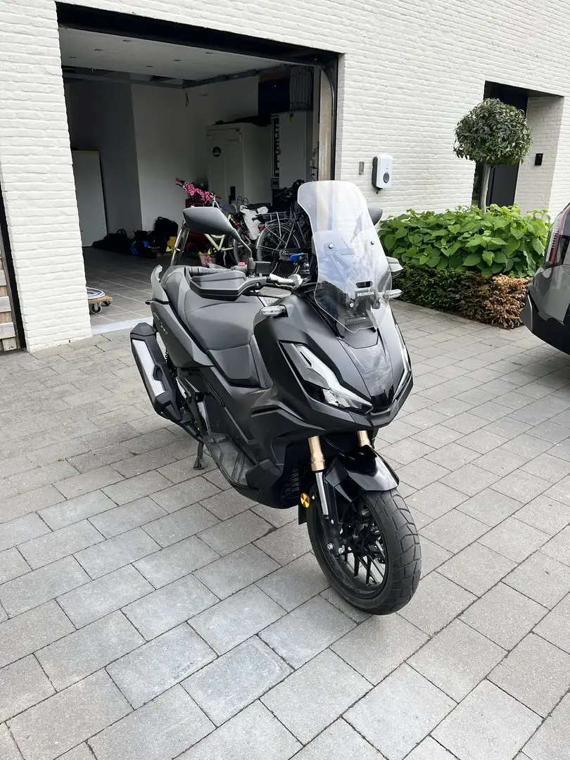 Honda ADV 350 Noir - 2