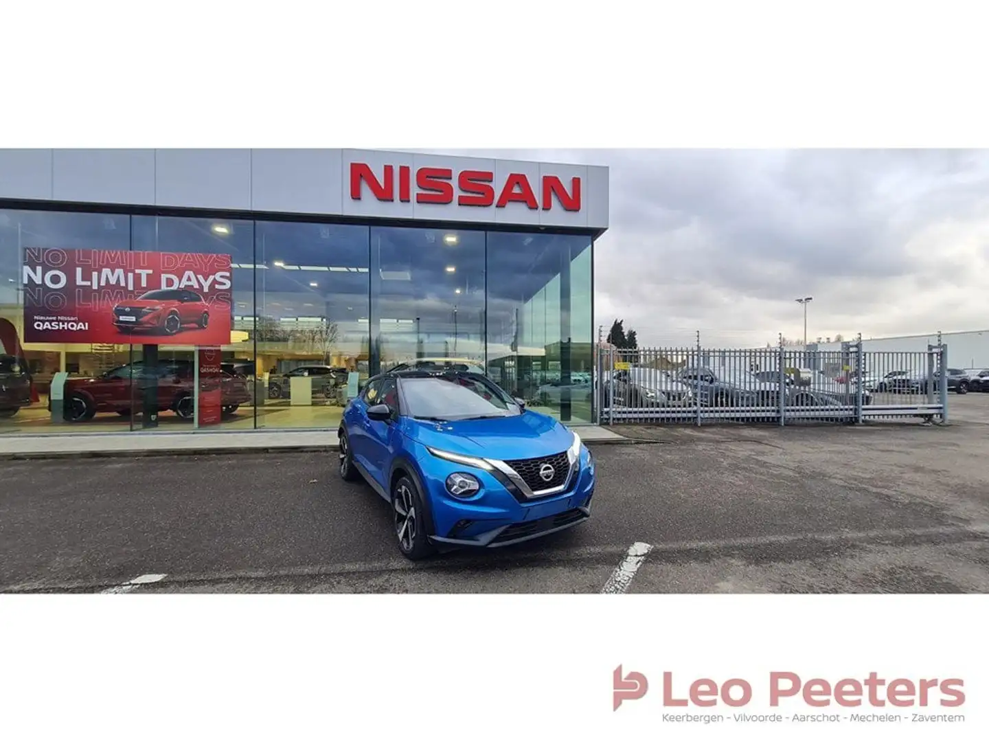 Nissan Juke Tekna + Cold Pack Blau - 2
