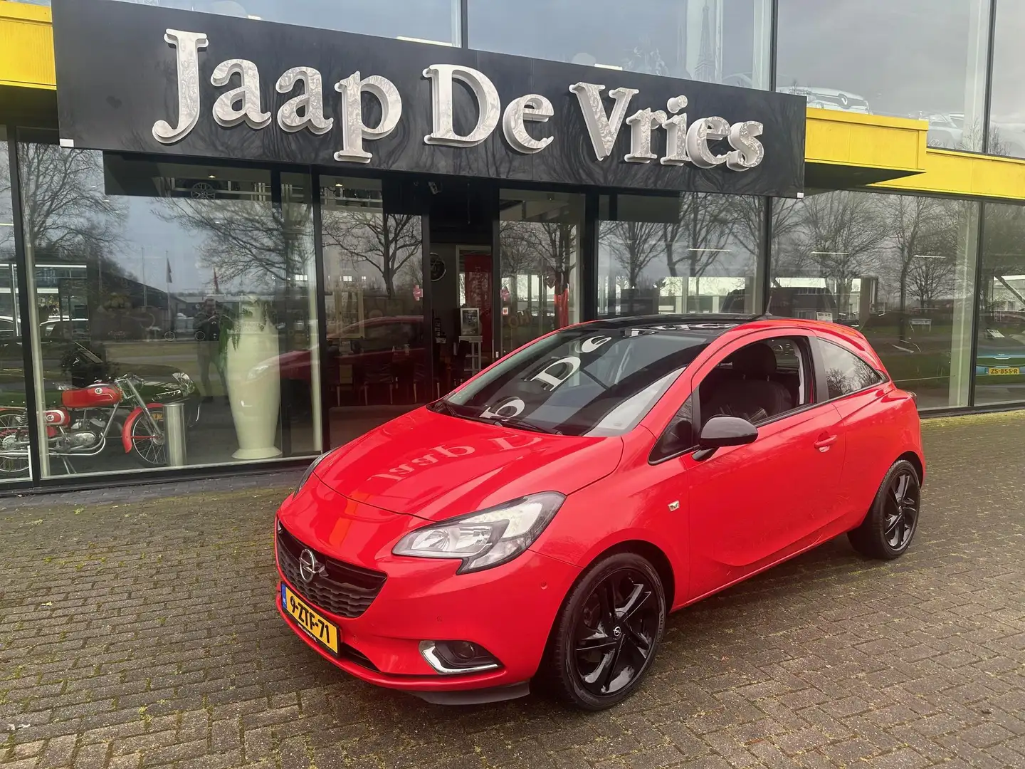 Opel Corsa 1.0 Turbo Color Edition Rood - 1